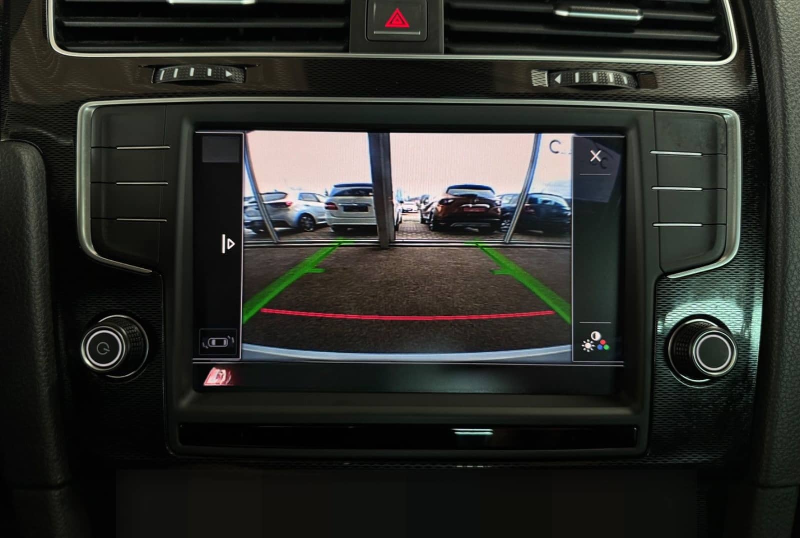 Volkswagen Golf VII Lim. GTI DSG *SHZ*PAN*ACC*NAV*PDC*RK*BX foto 15