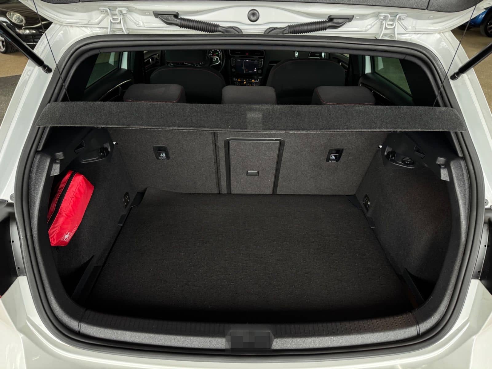 Volkswagen Golf VII Lim. GTI DSG *SHZ*PAN*ACC*NAV*PDC*RK*BX foto 18