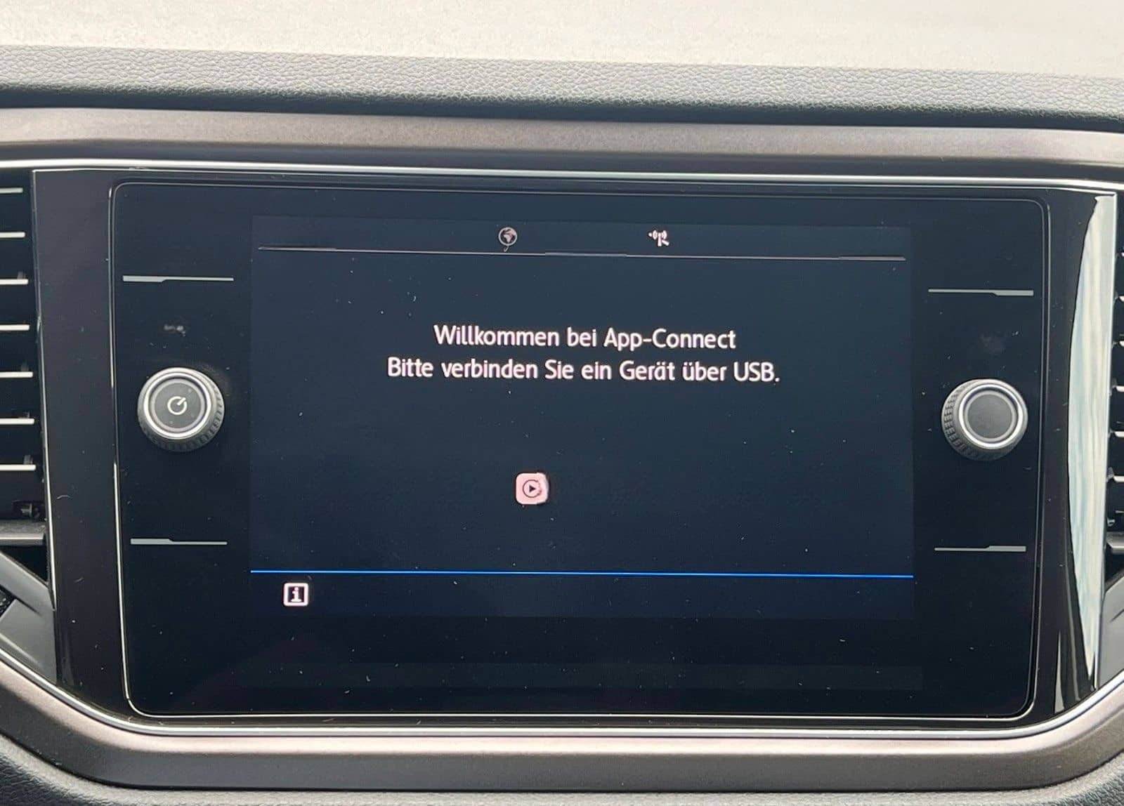 Volkswagen T-Roc 1,5 TSI ACT DSG "Style" ACC COCKPIT foto 19