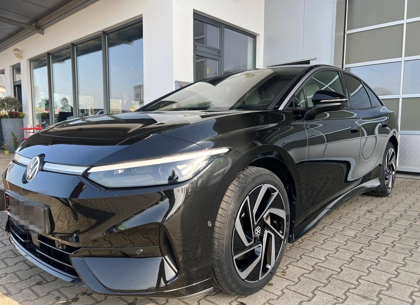 Volkswagen ID.7 Pro 210 kW HUD DCC Sound 2 x Paket Plus foto 2