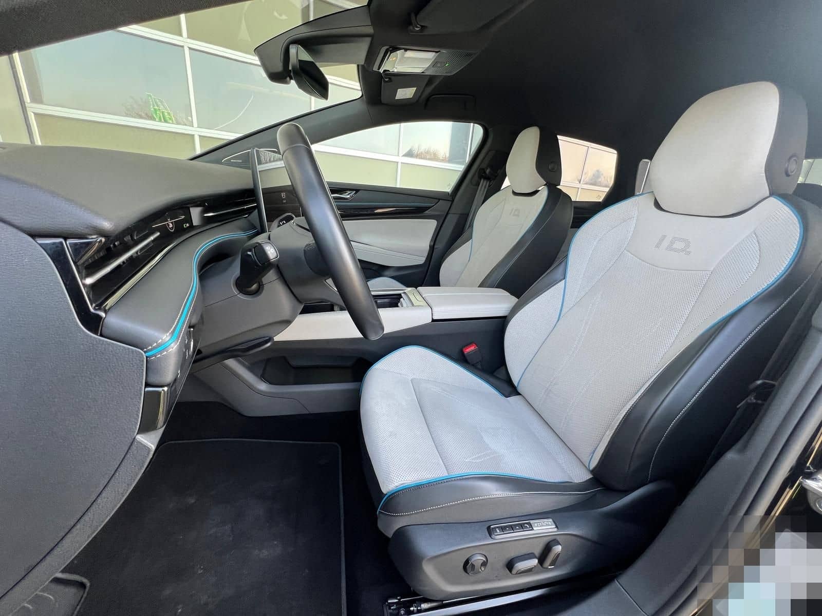 Volkswagen ID.7 Pro 210 kW HUD DCC Sound 2 x Paket Plus foto 14