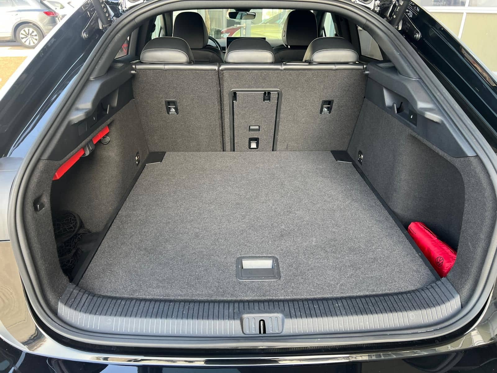 Volkswagen ID.7 Pro 210 kW HUD DCC Sound 2 x Paket Plus foto 20