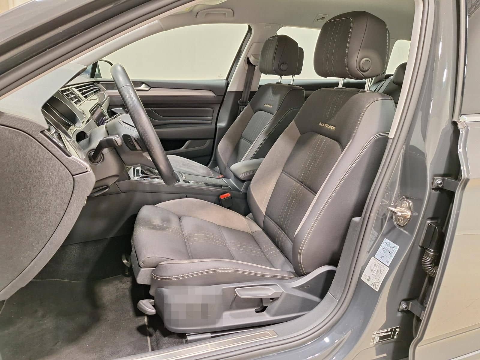 Volkswagen Passat Variant 2.0 TDI Alltrack 4Motion AHZV|LED foto 17