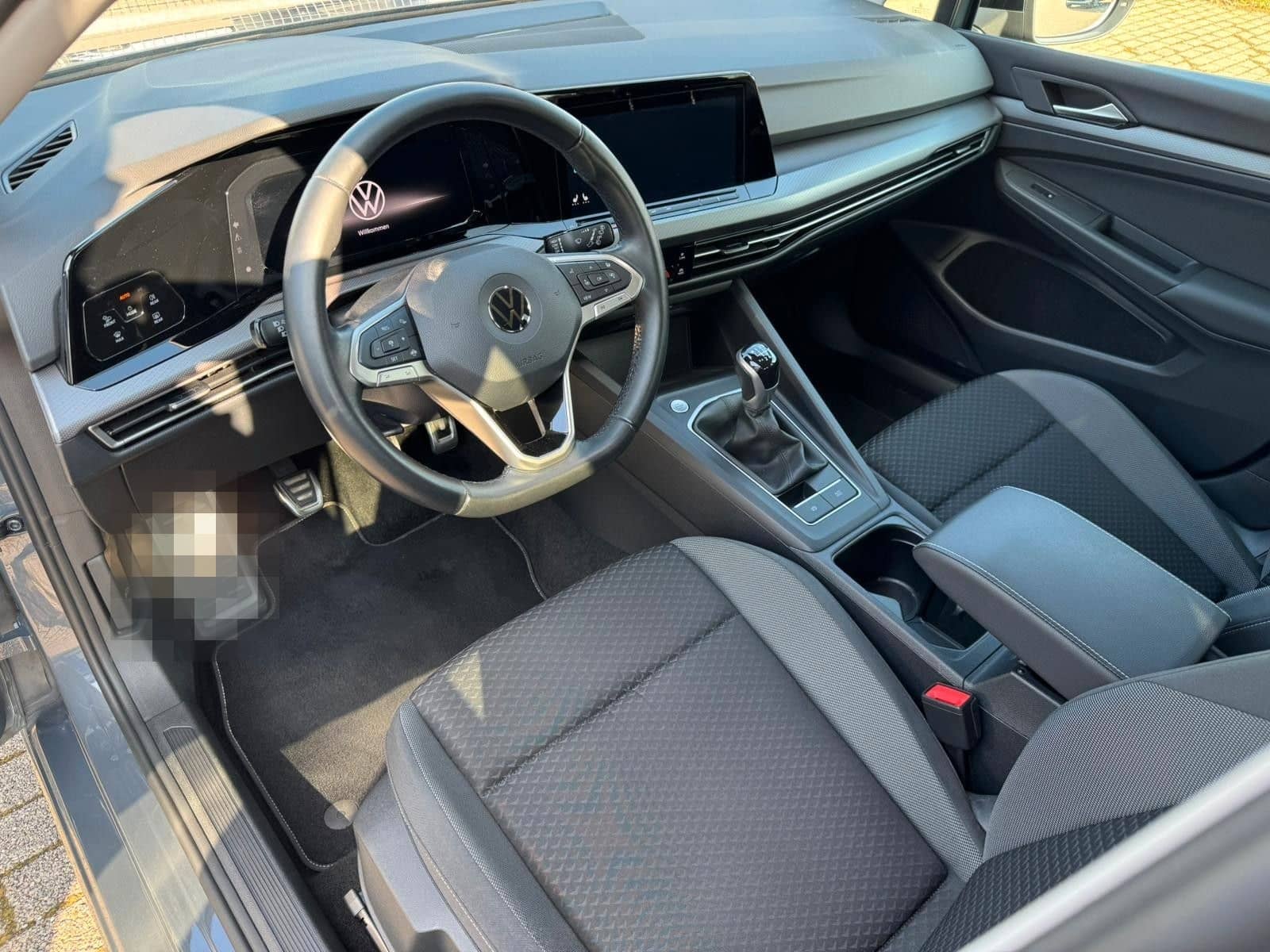 Volkswagen GOLF VIII 1.5 TSI LED KAMERA NAVI APP C. LKR.HZ. foto 11