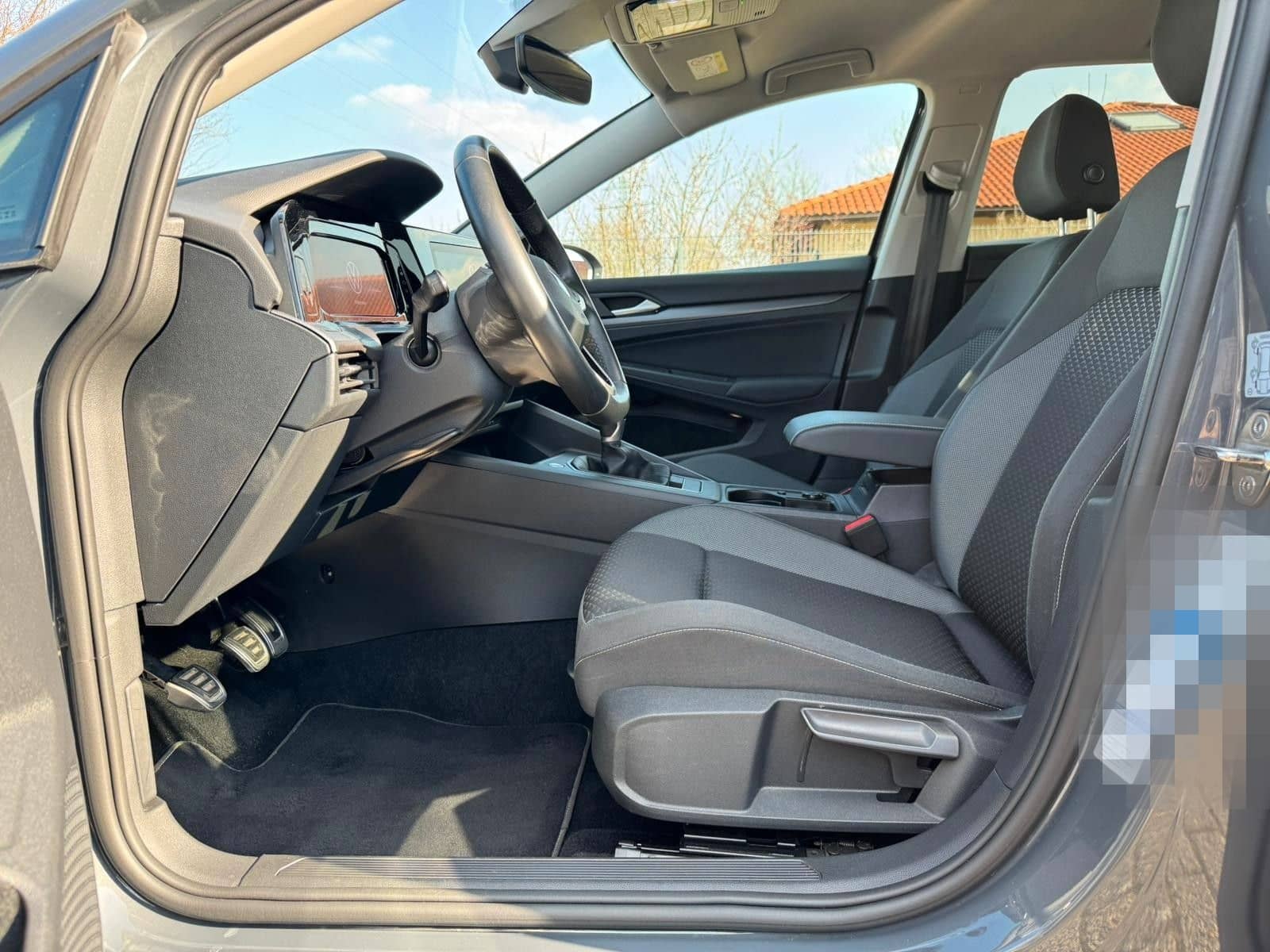 Volkswagen GOLF VIII 1.5 TSI LED KAMERA NAVI APP C. LKR.HZ. foto 9