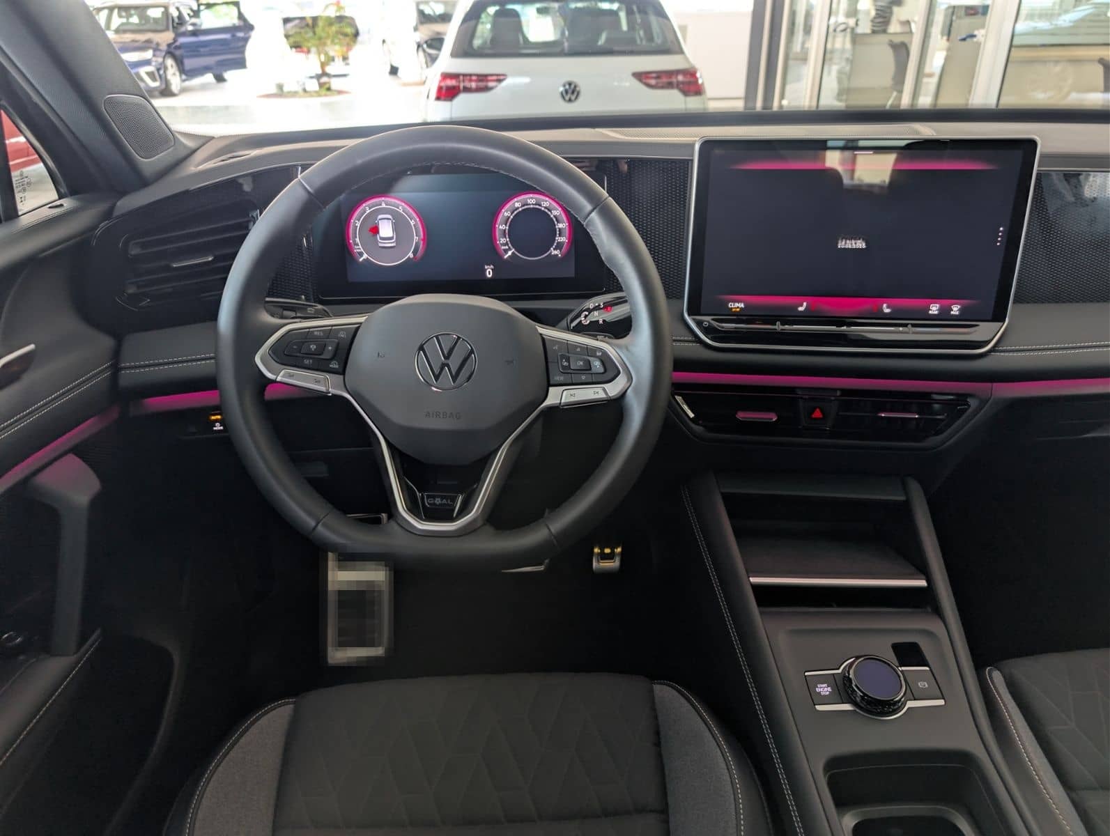 Volkswagen Tiguan 1.5 eTSI DSG NAVI/AZV/KAMERA/LED foto 12