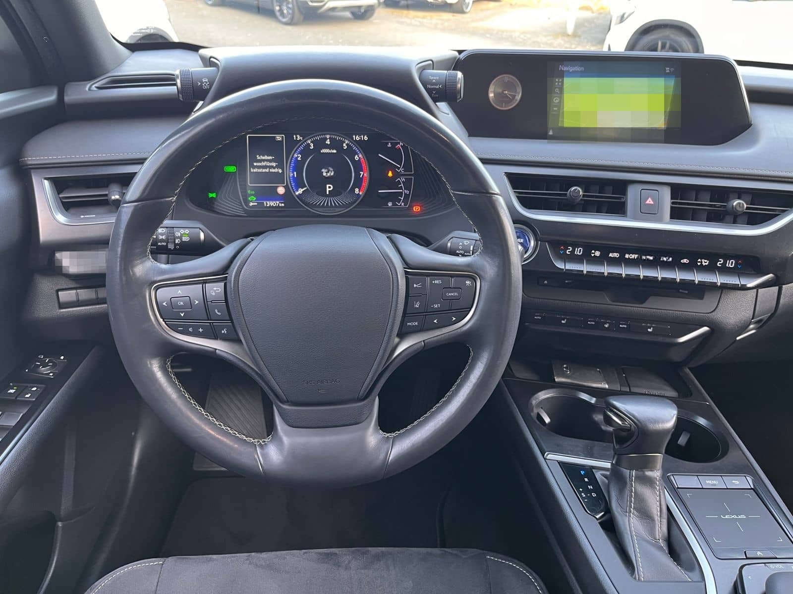 Lexus UX 250 h Launch Edition LED NAV SHZ RFK foto 12