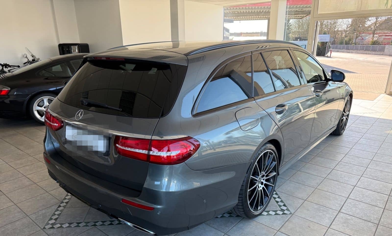 Mercedes-Benz E 300 d E T-Modell AMG LINE 20" NIGHT PAKET foto 2