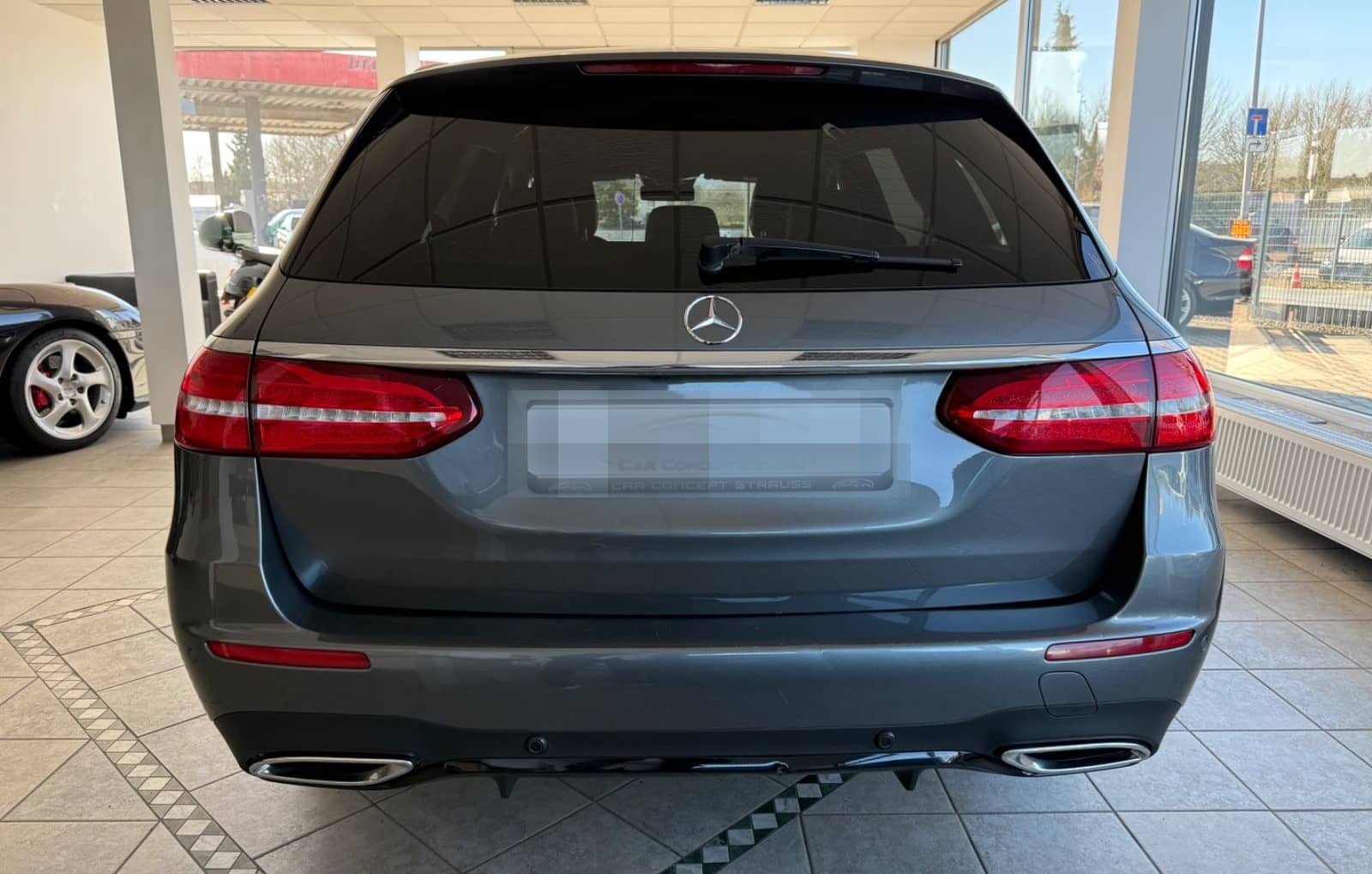 Mercedes-Benz E 300 d E T-Modell AMG LINE 20" NIGHT PAKET foto 8