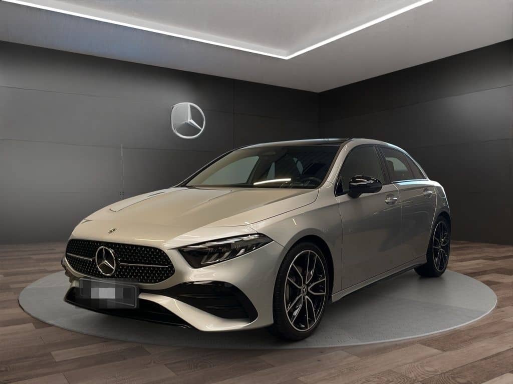 Mercedes-Benz A 180 AMG NIGHT PANORAMA DISTRONIC 360° KEYLESS foto 1