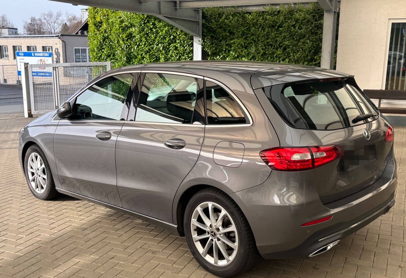 Mercedes-Benz B 180 Progessive Kamera MBUX Navi Sitzh. foto 4