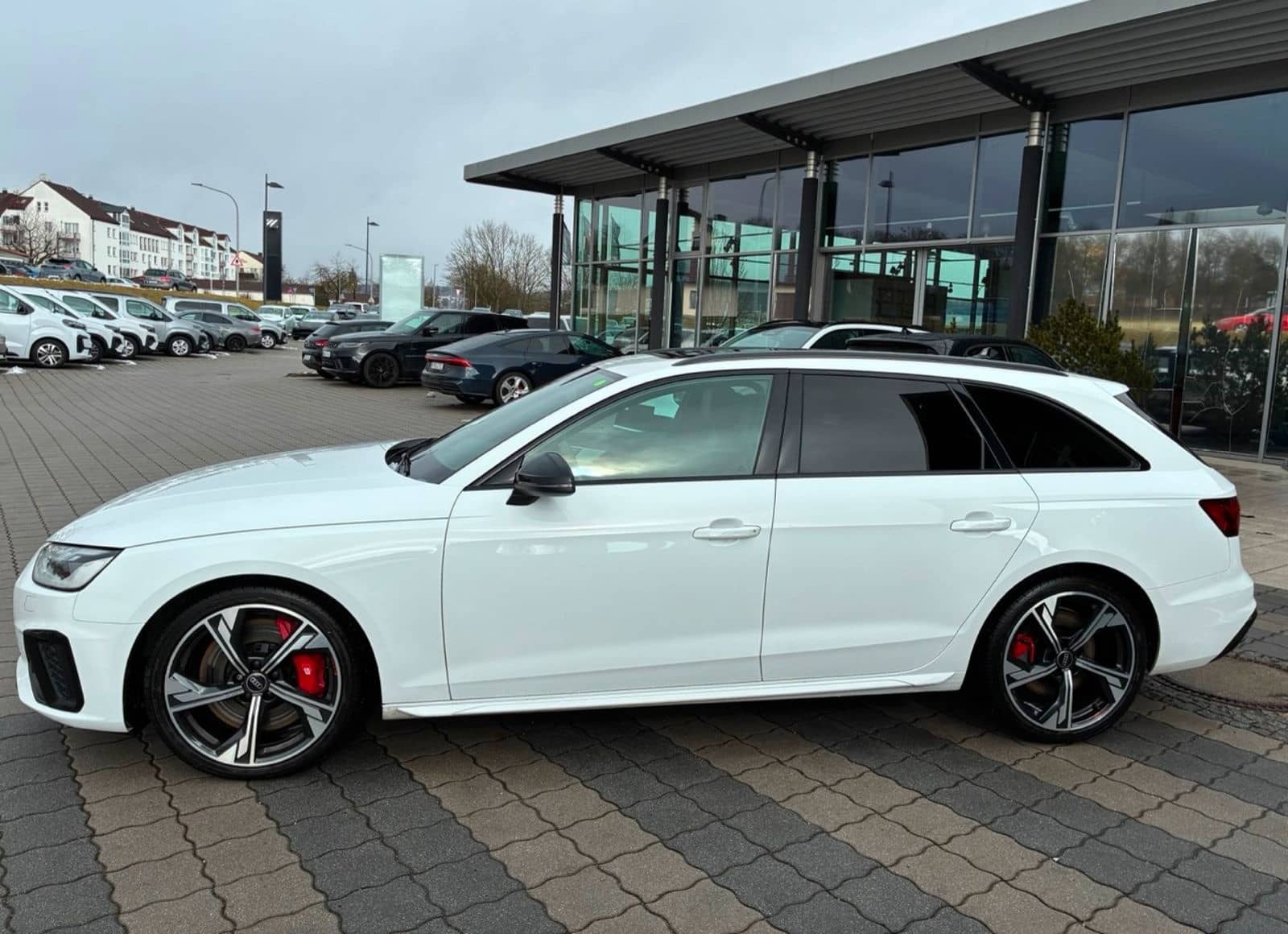 Audi S4 quattro 3.0 TDI Avant (EURO 6d) foto 10