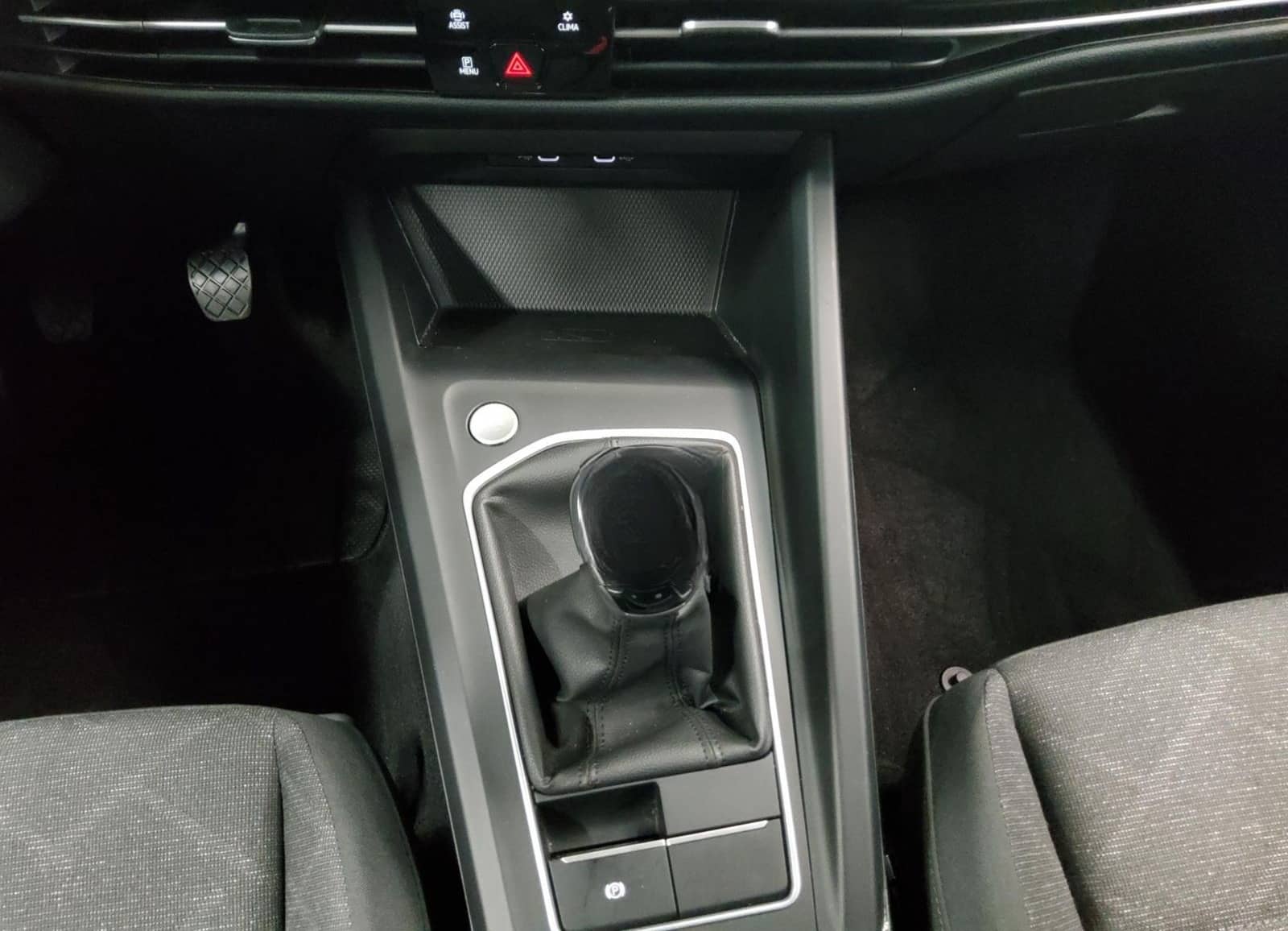 Volkswagen Golf-8 1.5 TSI Life Navi LED+ DC Lenkradheizung foto 6