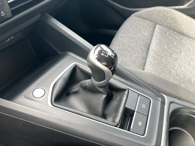 Volkswagen Golf VIII Variant 1.5 TSI Move ACC+LED+NAVI+SHZG foto 14