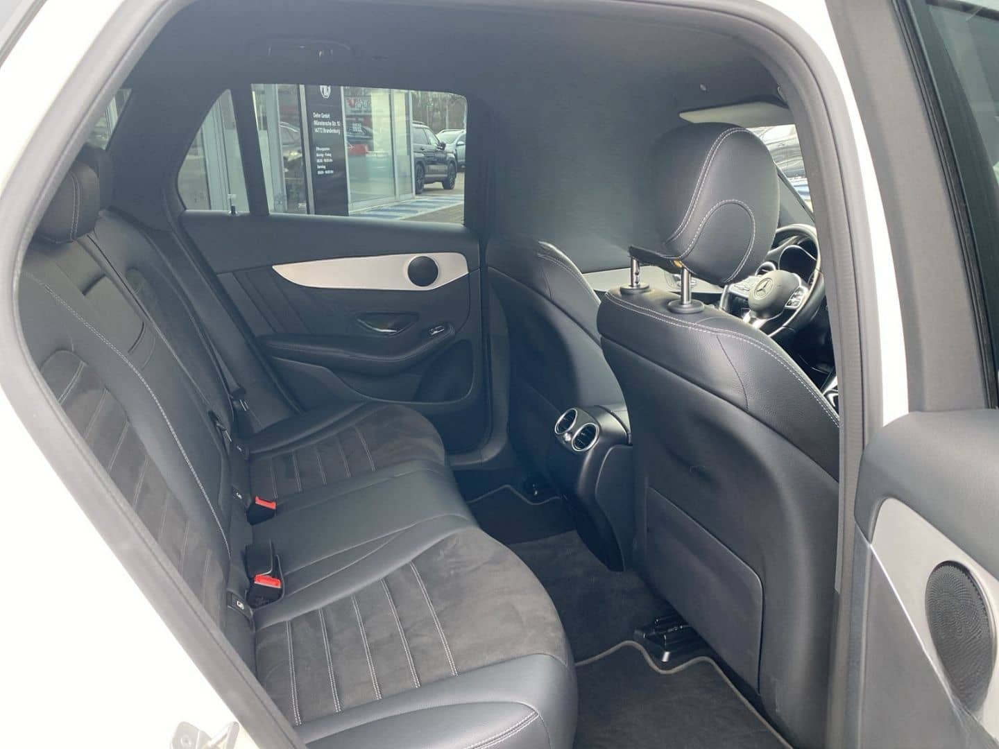 Mercedes-Benz GLC 300 d 4Matic AMG Line Luftfed. HUD 360Cam LR foto 9