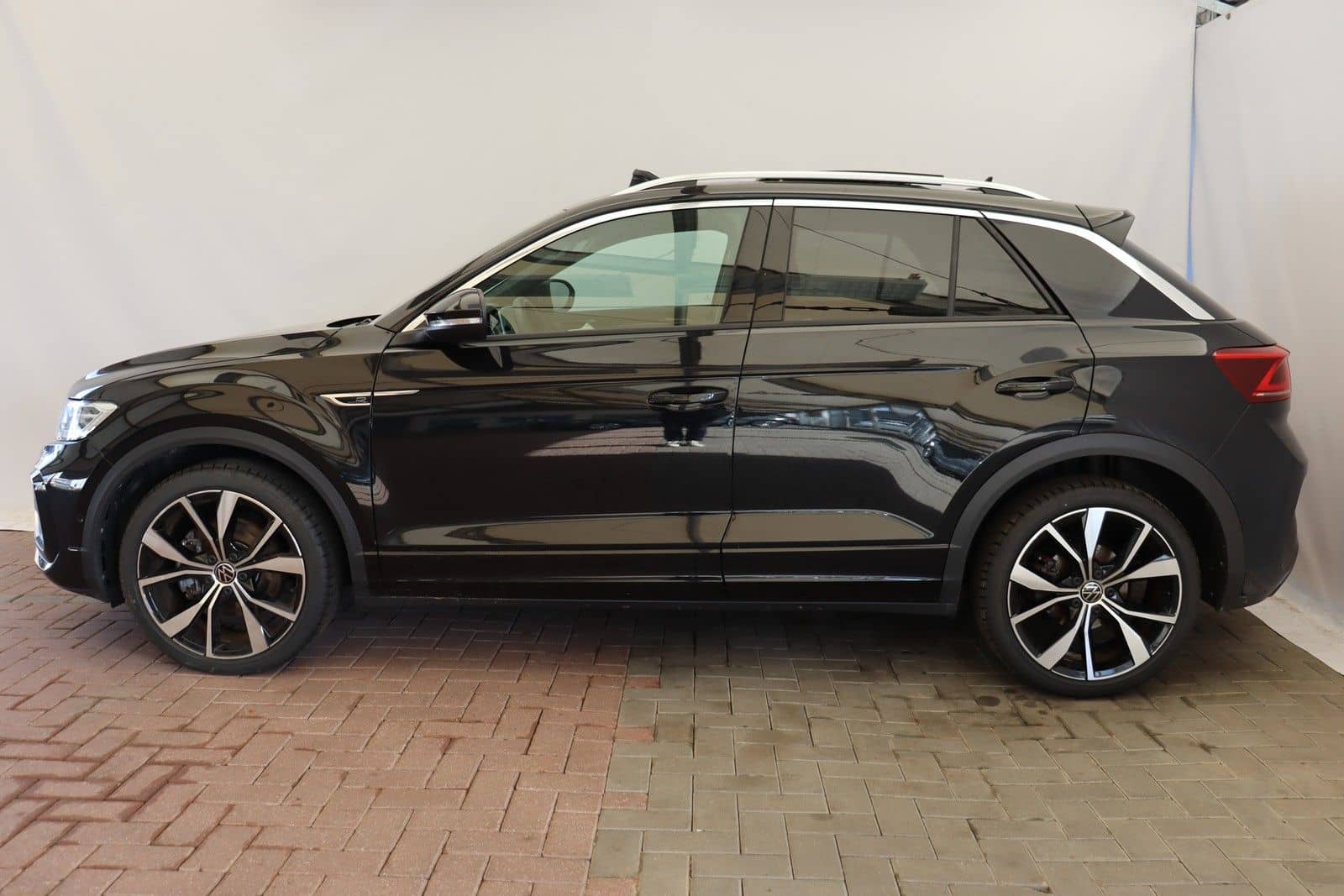Volkswagen T-Roc 2.0 R-LINE+4M+PANO+MATRIX+RFK+ACC+19ZOLL foto 8