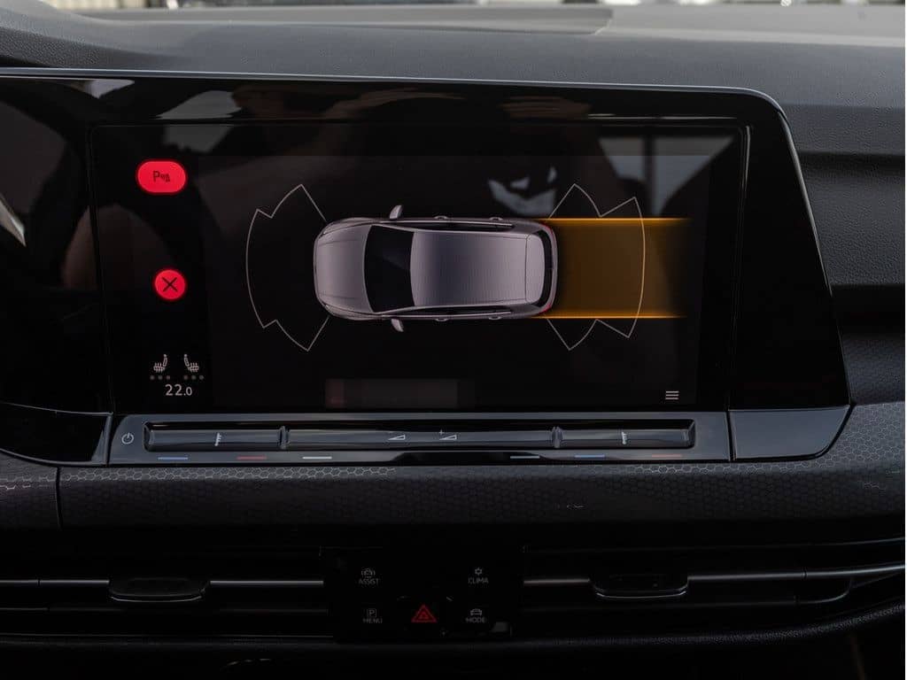 Volkswagen Golf VIII GTI Clubsport 2,0 l TSI DSG MATRIX-LED foto 13