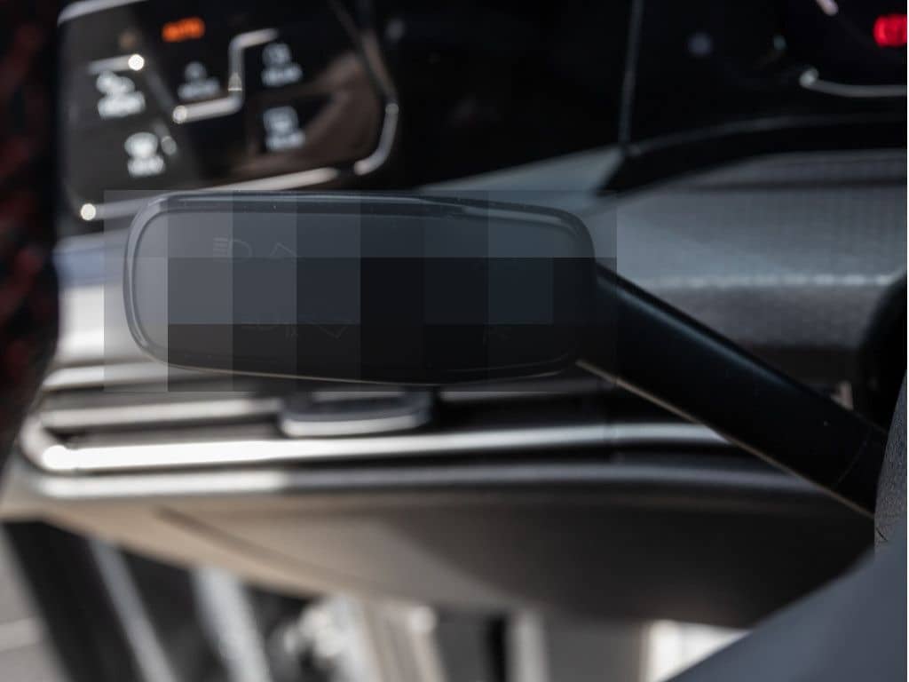 Volkswagen Golf VIII GTI Clubsport 2,0 l TSI DSG MATRIX-LED foto 22