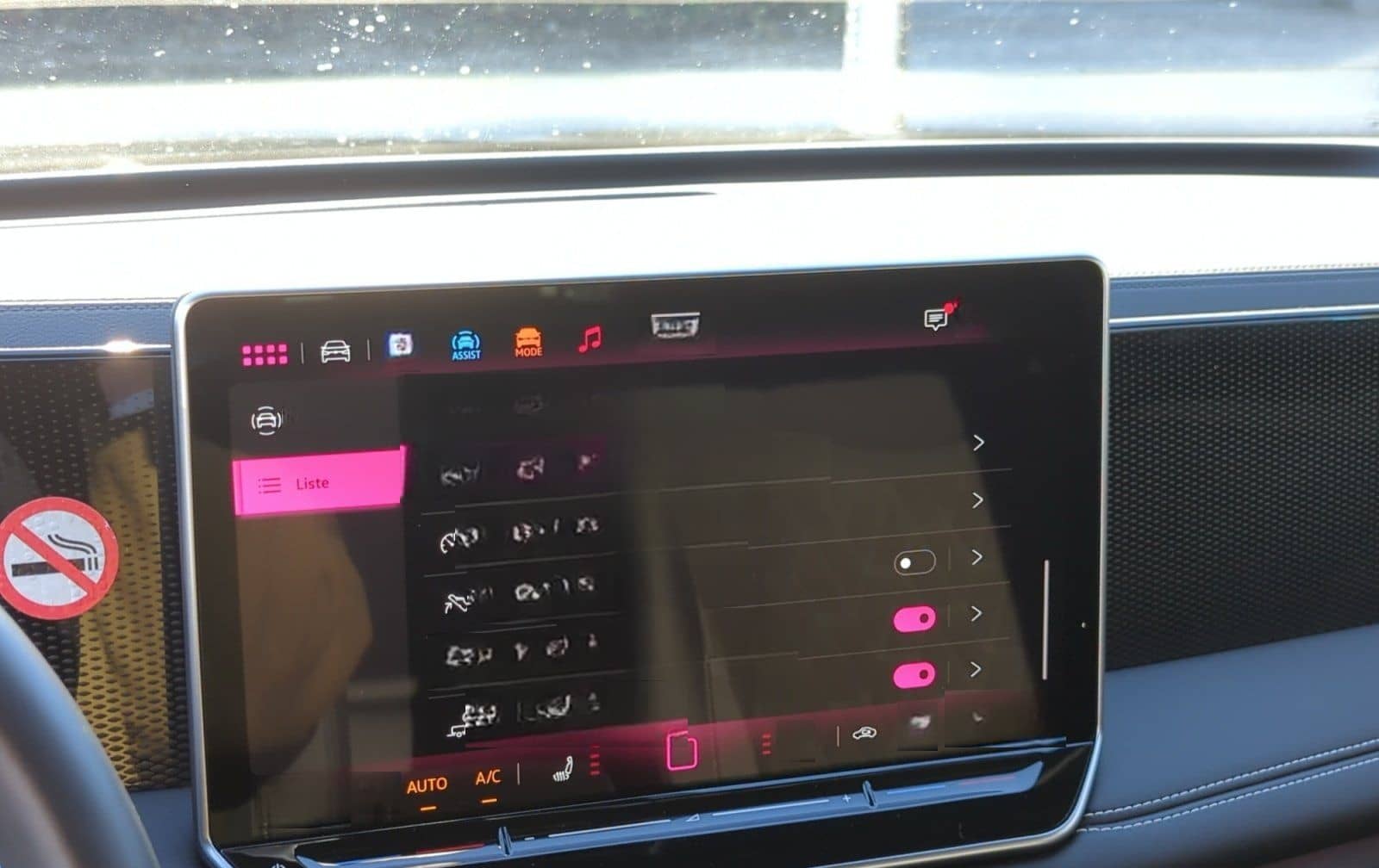 Volkswagen Tiguan 1.5 TSI DSG GOAL AHK MATRIX KLIMA ACC foto 21