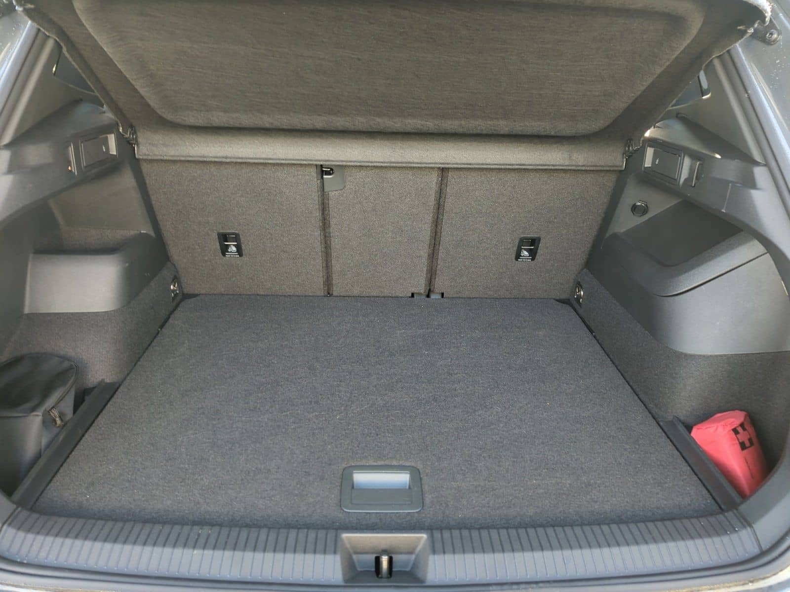 Volkswagen Tiguan 1.5 TSI DSG GOAL AHK MATRIX KLIMA ACC foto 23