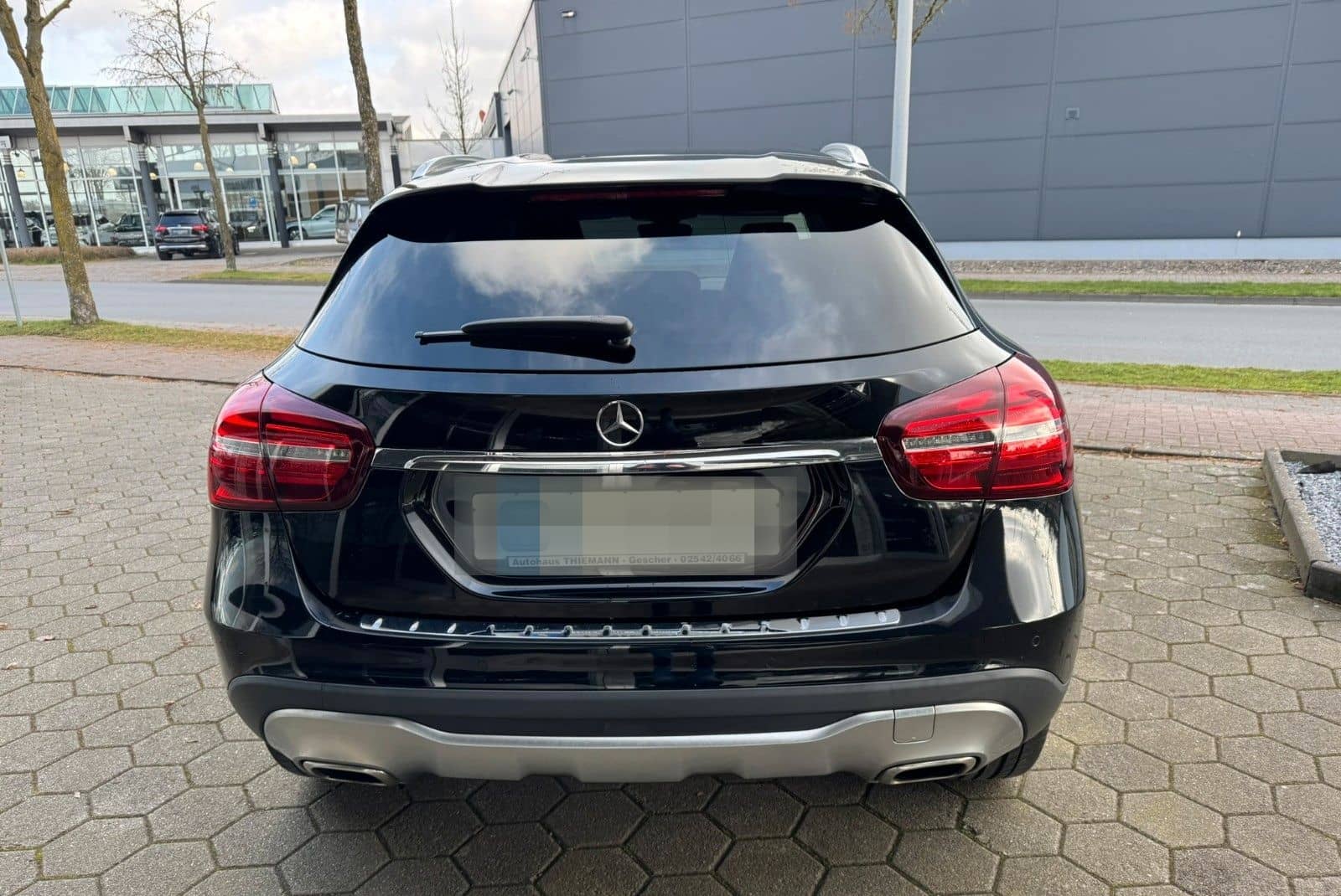 Mercedes-Benz GLA 220D 4Matic Urban/7G-DCT/AHK/LED foto 4
