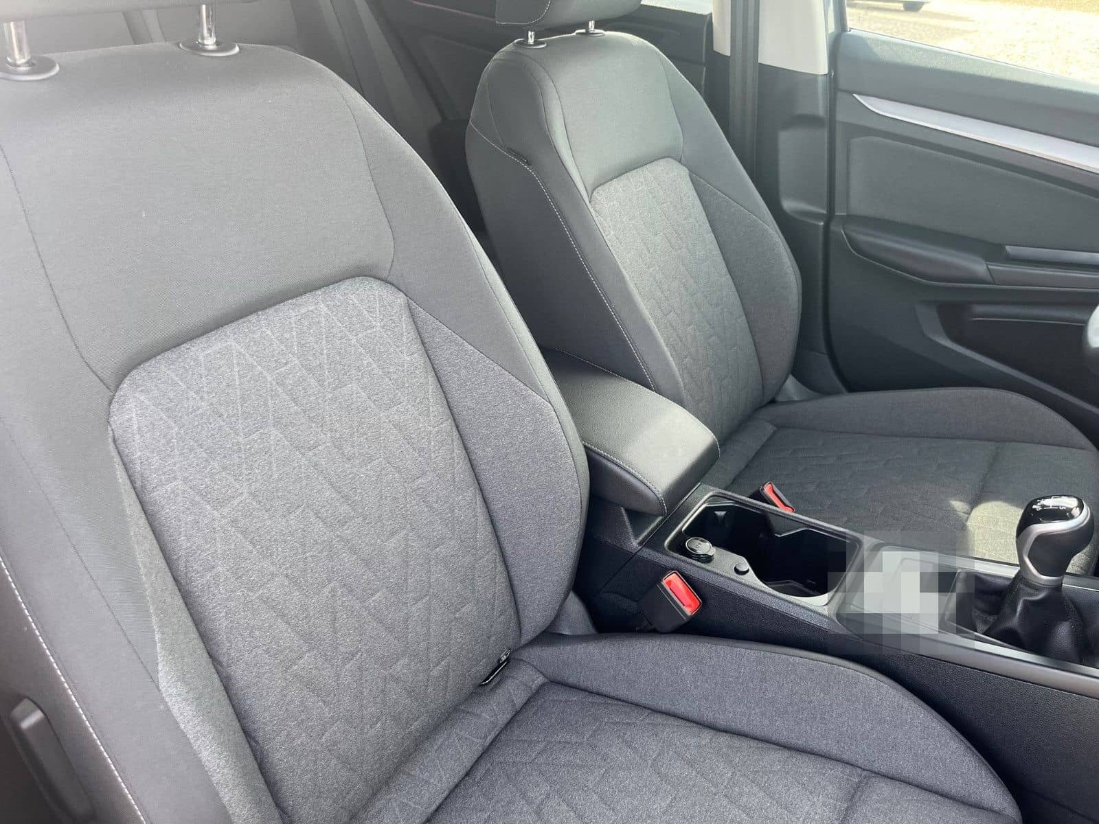 Volkswagen Golf VIII Lim. 1.5 TSI 150PS LED+PDC+GARANTIE foto 17