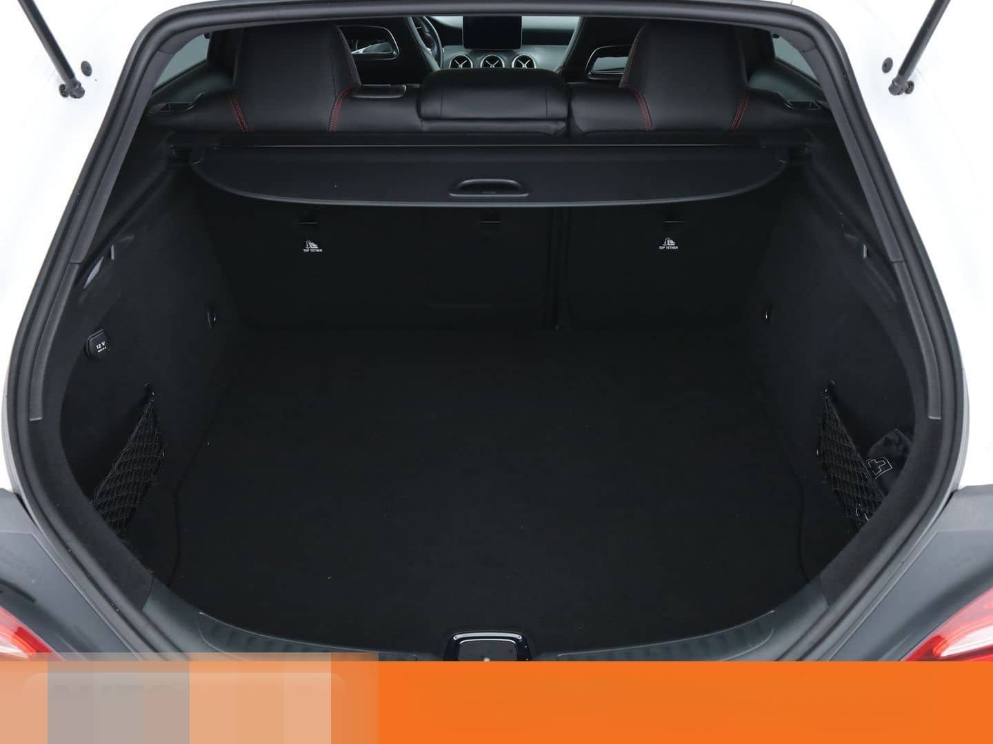 Mercedes-Benz CLA-Klasse CLA 180 Shooting Brake AMG Line Aut. foto 18