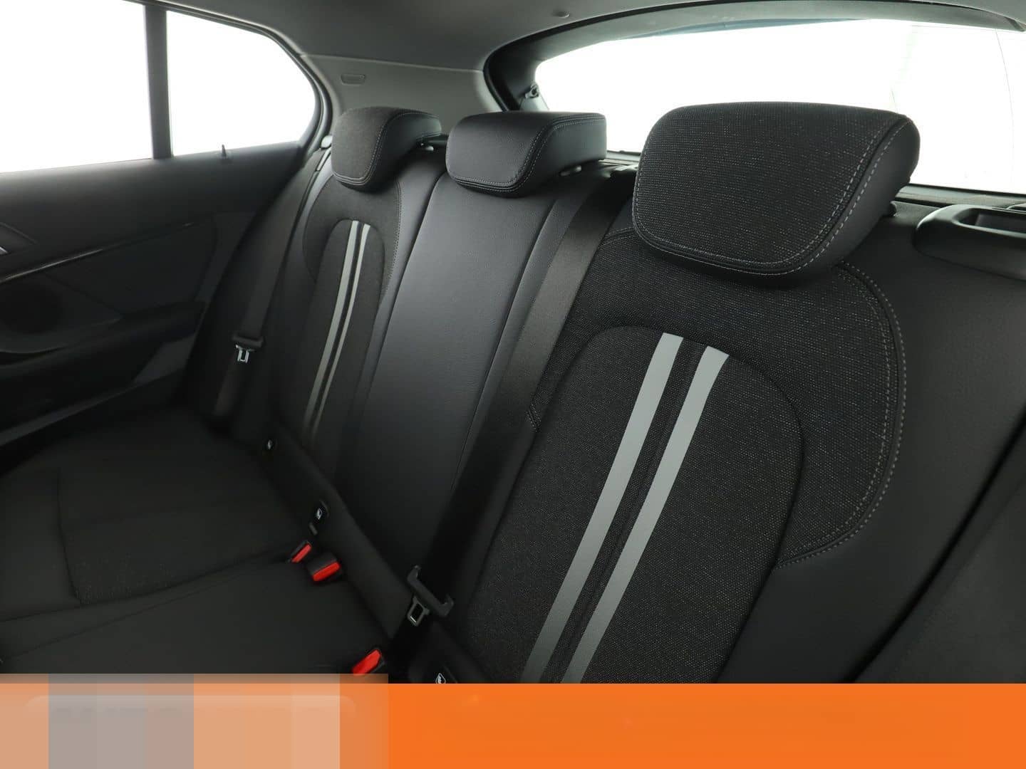 BMW 118i Sport Line Aut.*NAVI*LED*TEMPO*CAM*PDC* foto 14