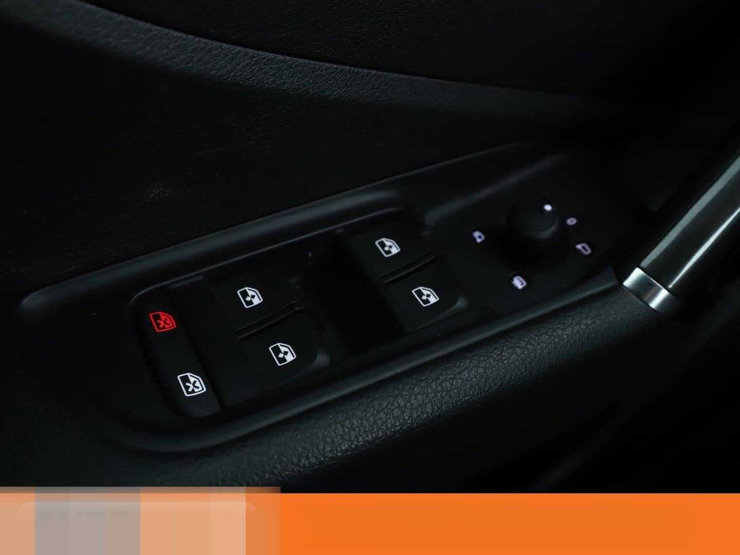 Audi Q2 40 TFSI quattro Sport Aut.*NAVI*LED*TEMPO*PDC foto 25