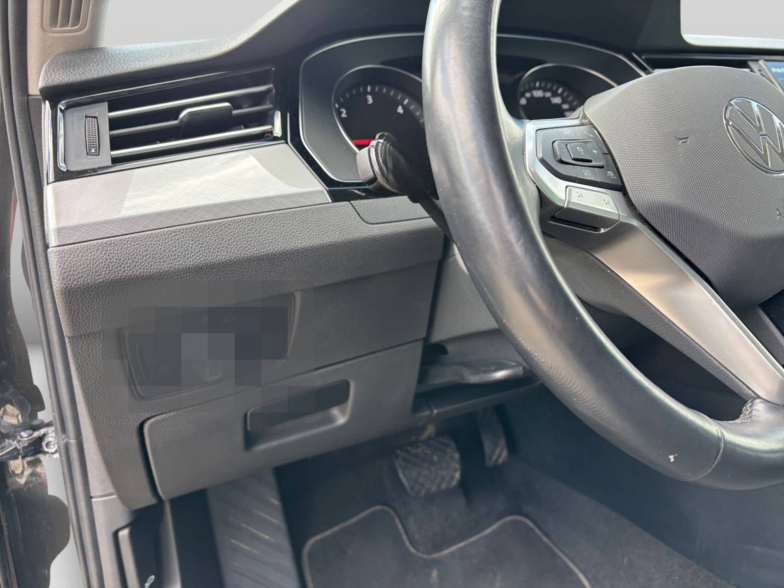 Volkswagen Passat Variant 2.0TDI DSG Business LED AHK CAM foto 13