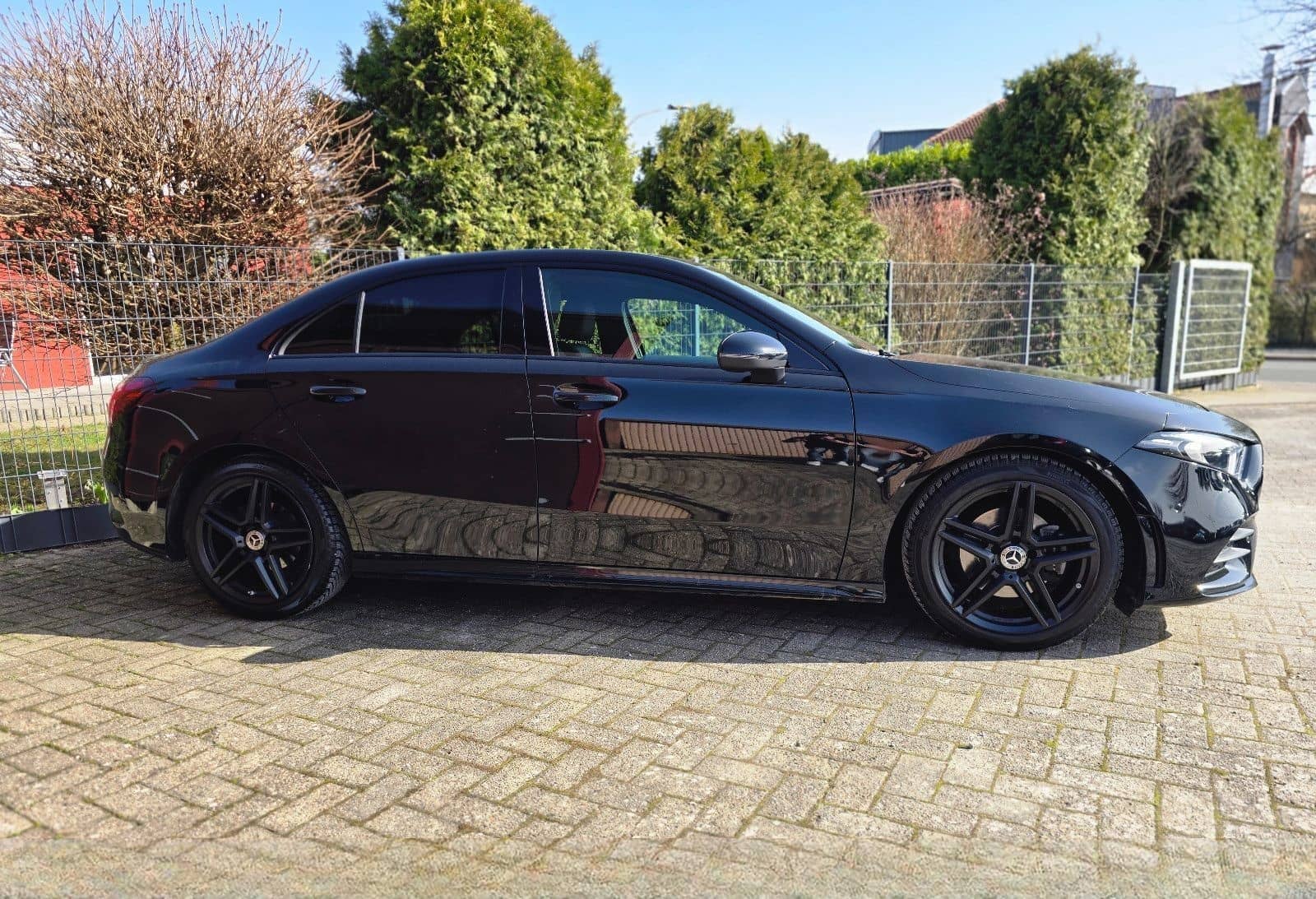 Mercedes-Benz A 180*NIGHTPAKET|LED-SW|AMG LINE|WIDESCREEN* foto 4