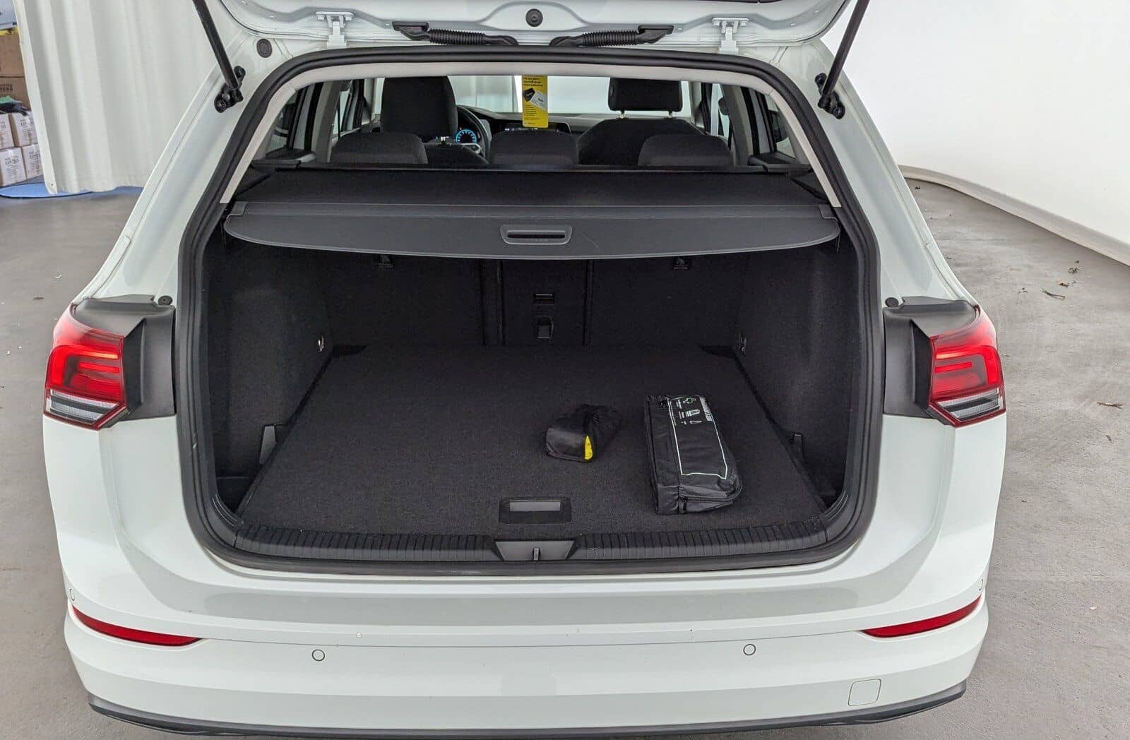 Volkswagen Golf VIII 1.5 TSI Life OPF LED+NAVI+RFK+ACC+SHZ+ foto 11