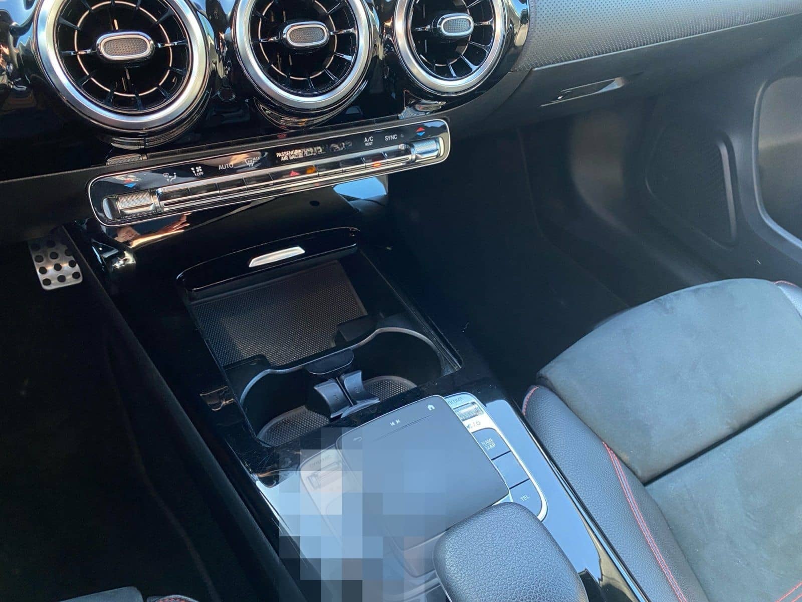 Mercedes-Benz A 180 AMG Line TEMP PDC SHZ KAM NAV KeyLess foto 19