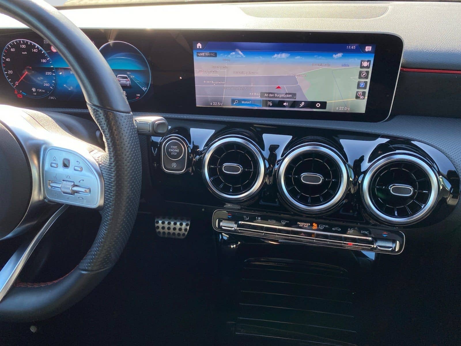 Mercedes-Benz A 180 AMG Line TEMP PDC SHZ KAM NAV KeyLess foto 9