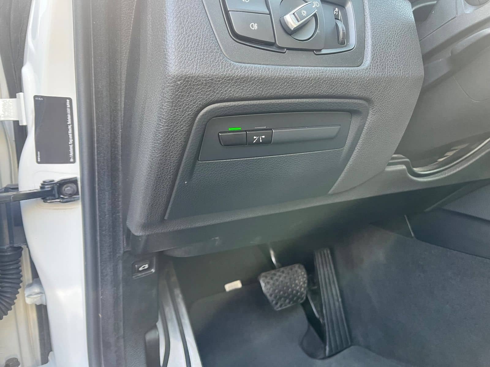 BMW 320i GT Leder NavPR HUD Pano A.LED Hifi Memo 2Hd foto 17