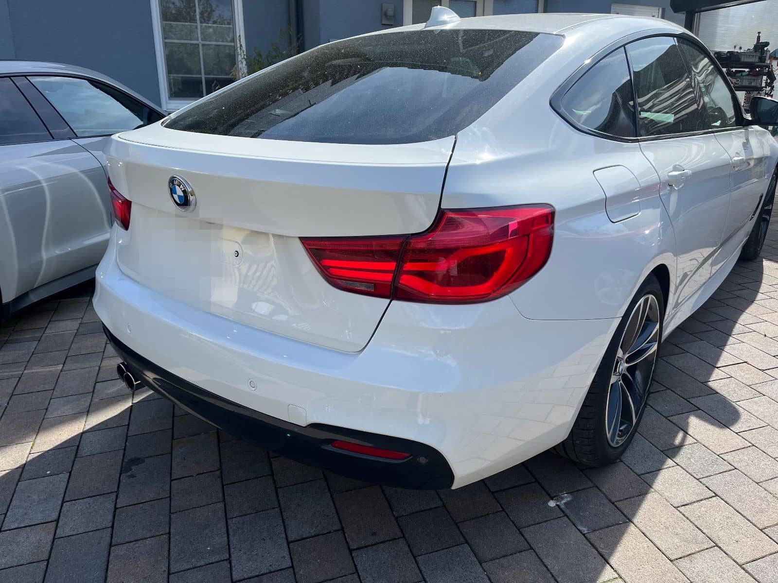 BMW 320i GT Leder NavPR HUD Pano A.LED Hifi Memo 2Hd foto 6