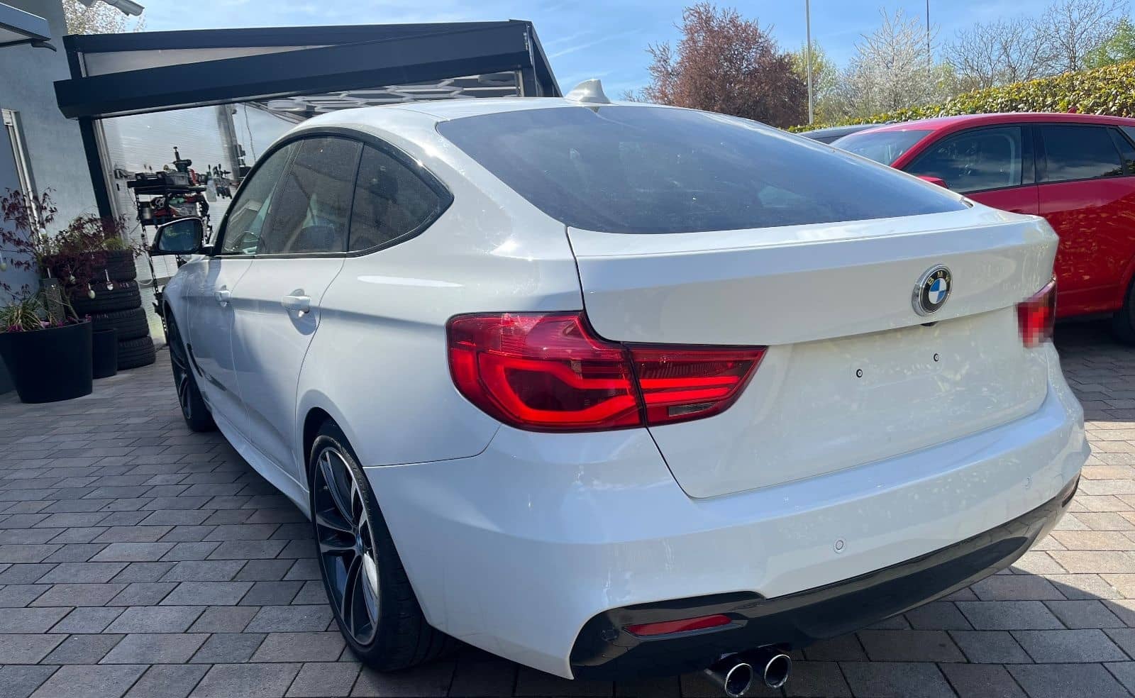 BMW 320i GT Leder NavPR HUD Pano A.LED Hifi Memo 2Hd foto 8