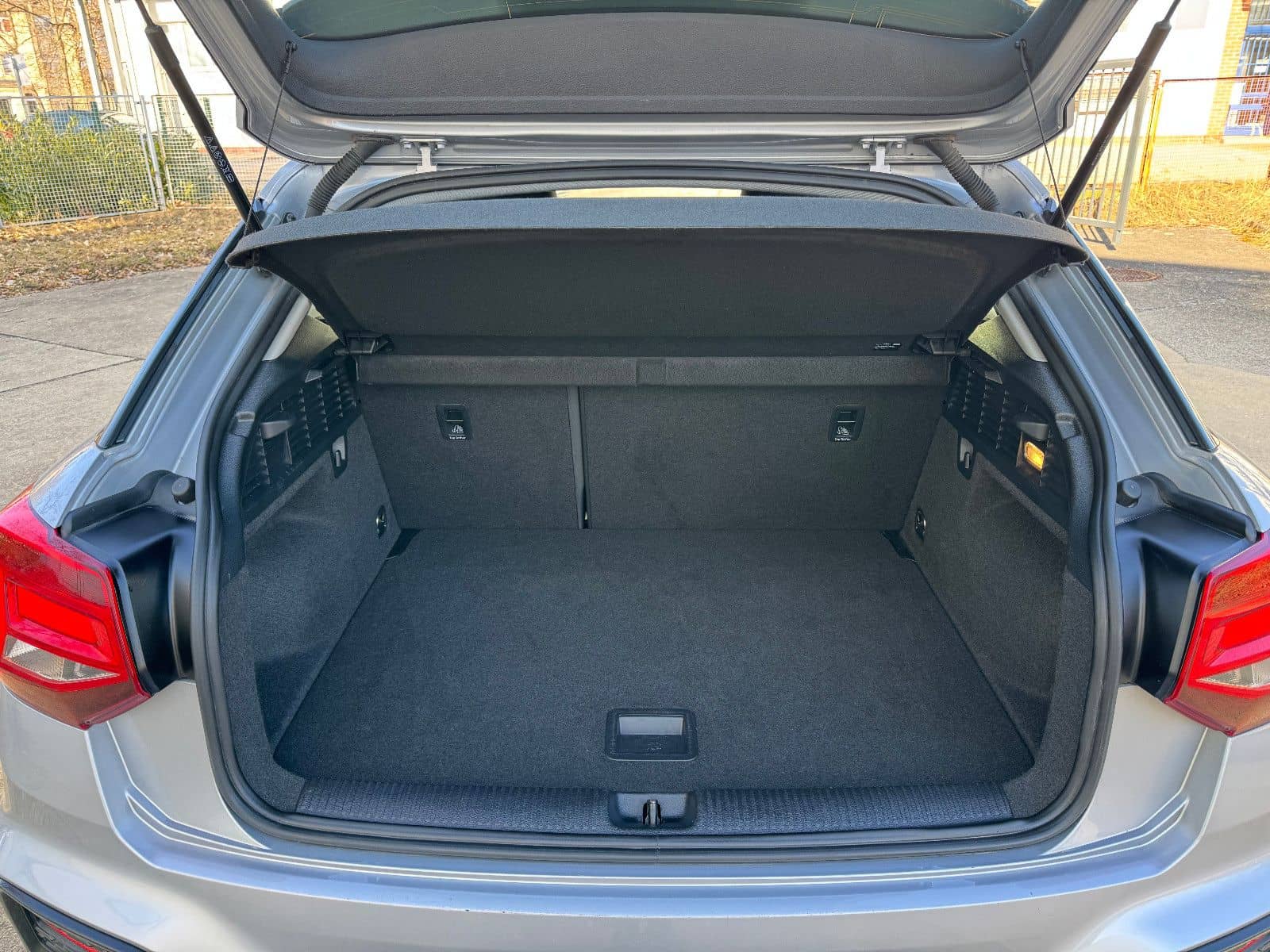 Audi Q2 35 TFSI advanced foto 16