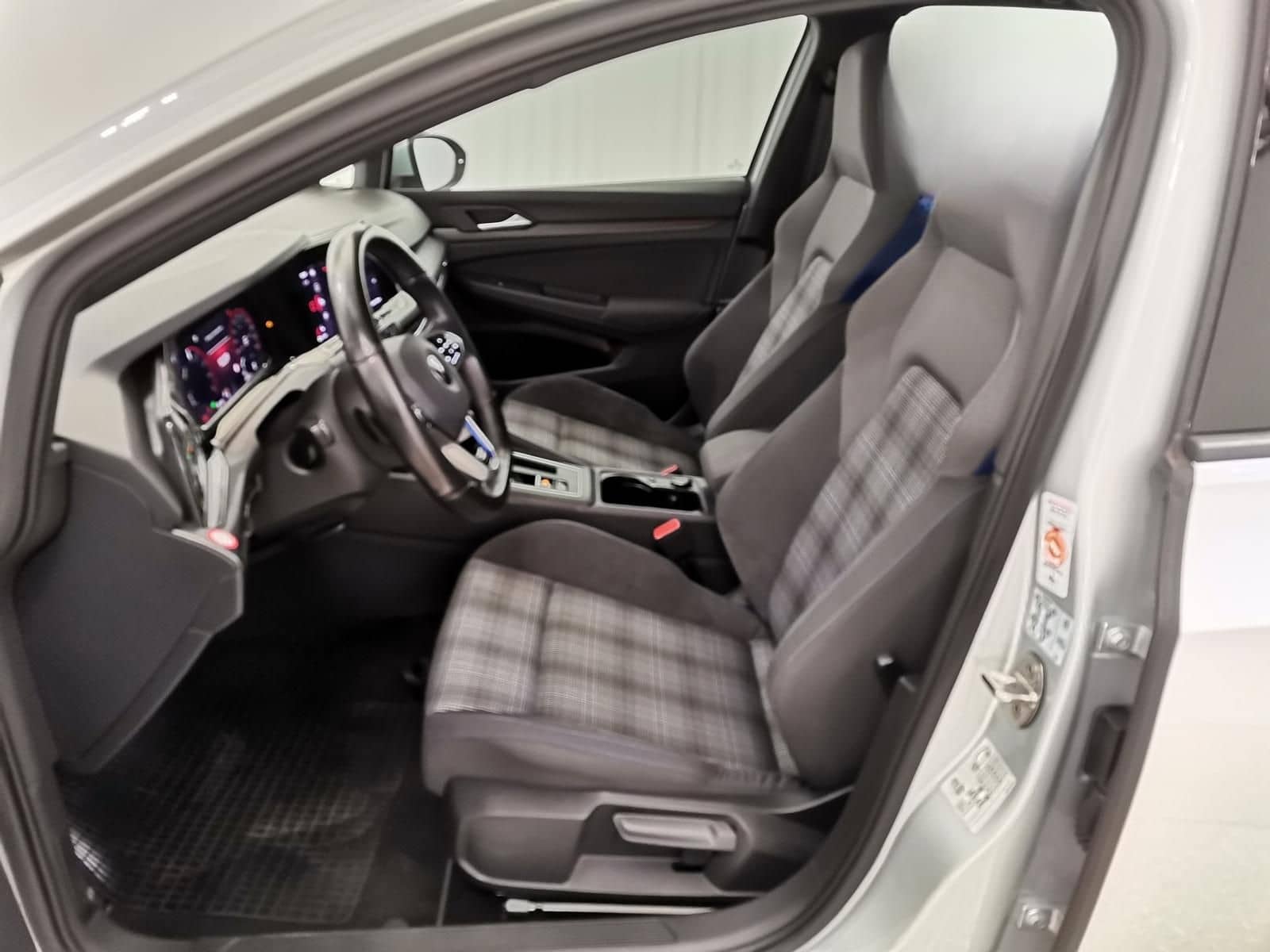 Volkswagen Golf 1.4 TSI DSG GTE eHybrid LED|Navi|Standhzg.| foto 7