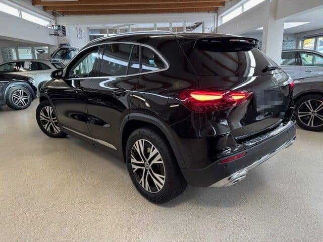 Mercedes-Benz GLA 200 d+Modelljahr2025+AHK+Progressive Line Ad foto 6