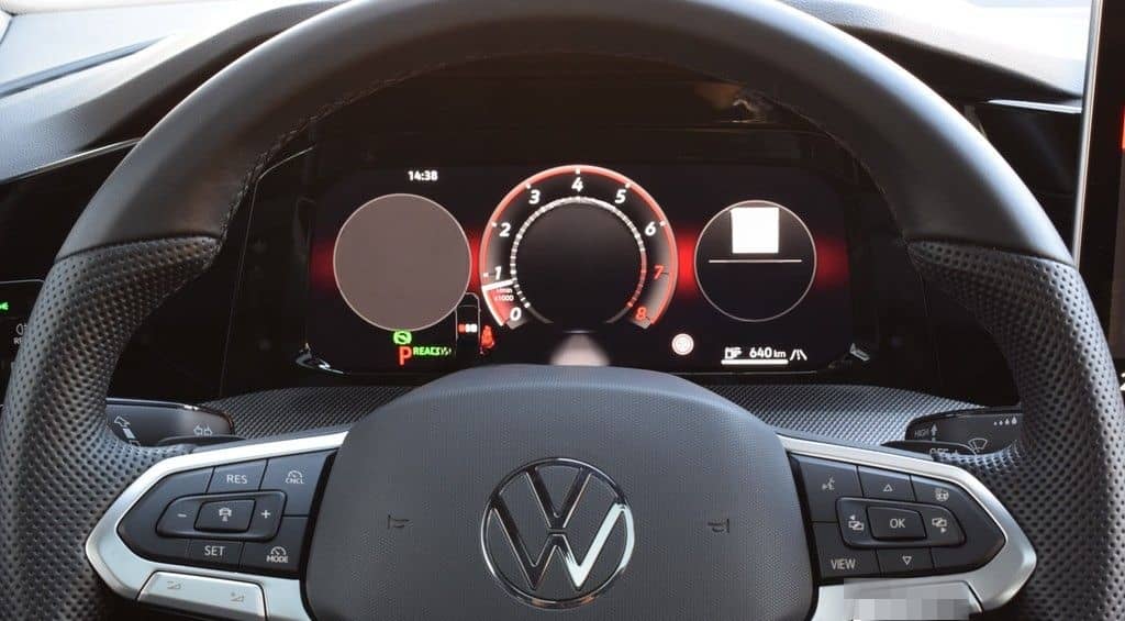 Volkswagen Golf VIII 1.5 eTSI DSG *R-Line*Matrix*AHK*Pano* foto 11