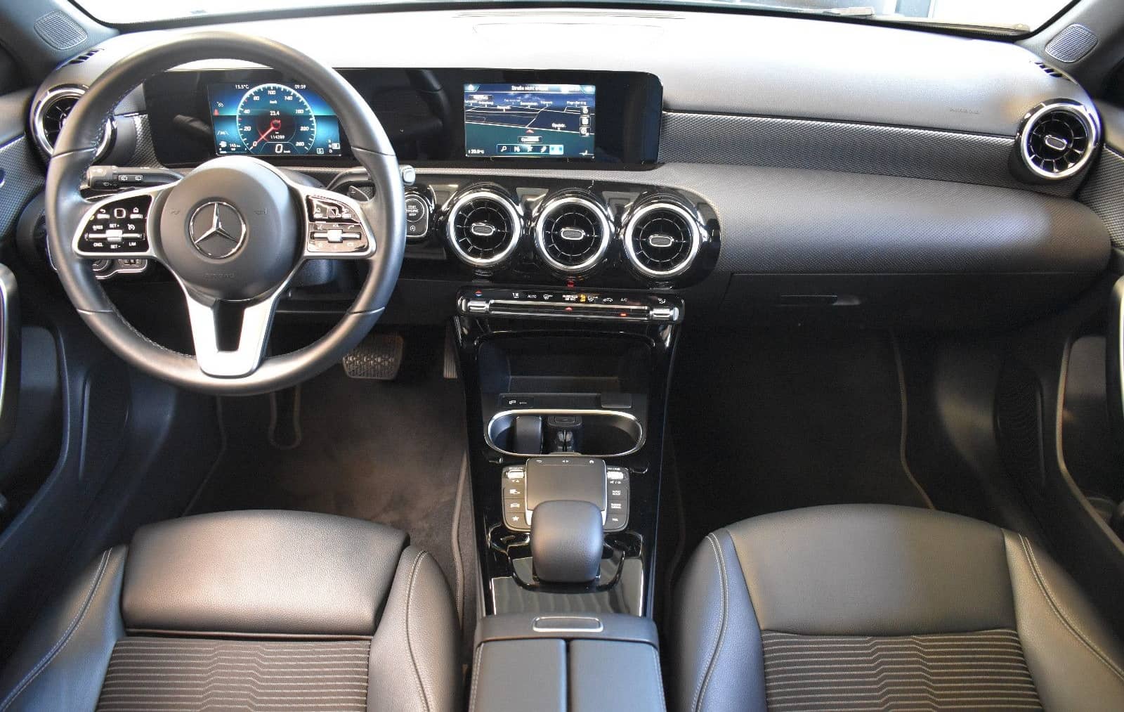 Mercedes-Benz A200d Limo Progressive 8G-DCT Nav~PanoSD~AHK~DAB foto 3