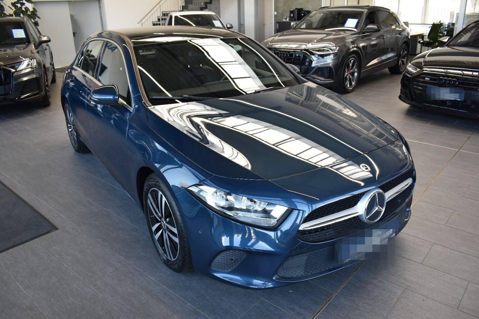 Mercedes-Benz A200d Limo Progressive 8G-DCT Nav~PanoSD~AHK~DAB foto 5