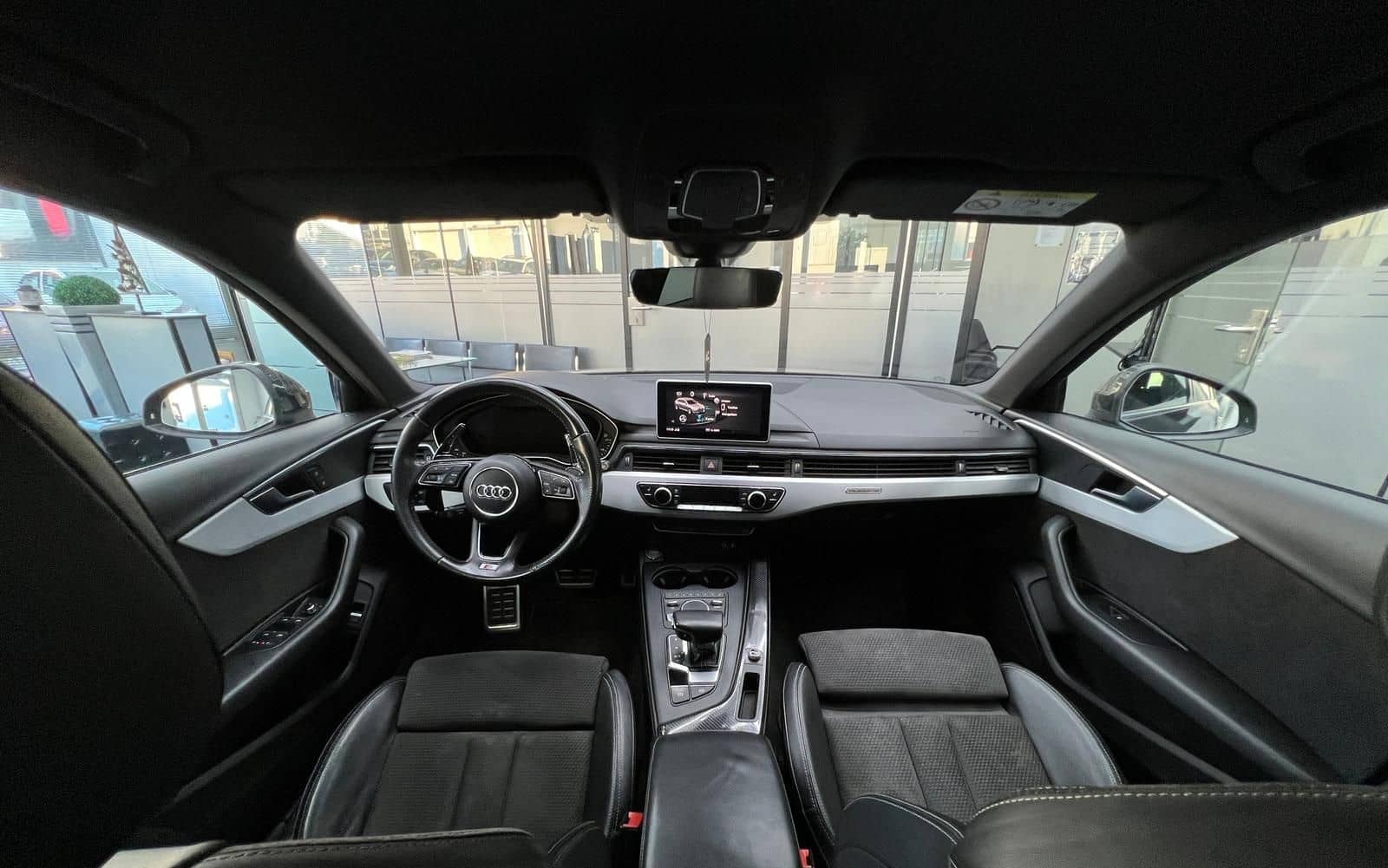 Audi A4 2.0 TDI quattro S-LineSport+,  VirtDispl, AHK foto 24