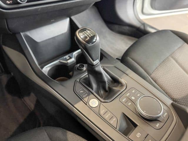 BMW 118 i LED+SHZ+PDC+Temp+Apple CarPlay+18 Zoll LM foto 11