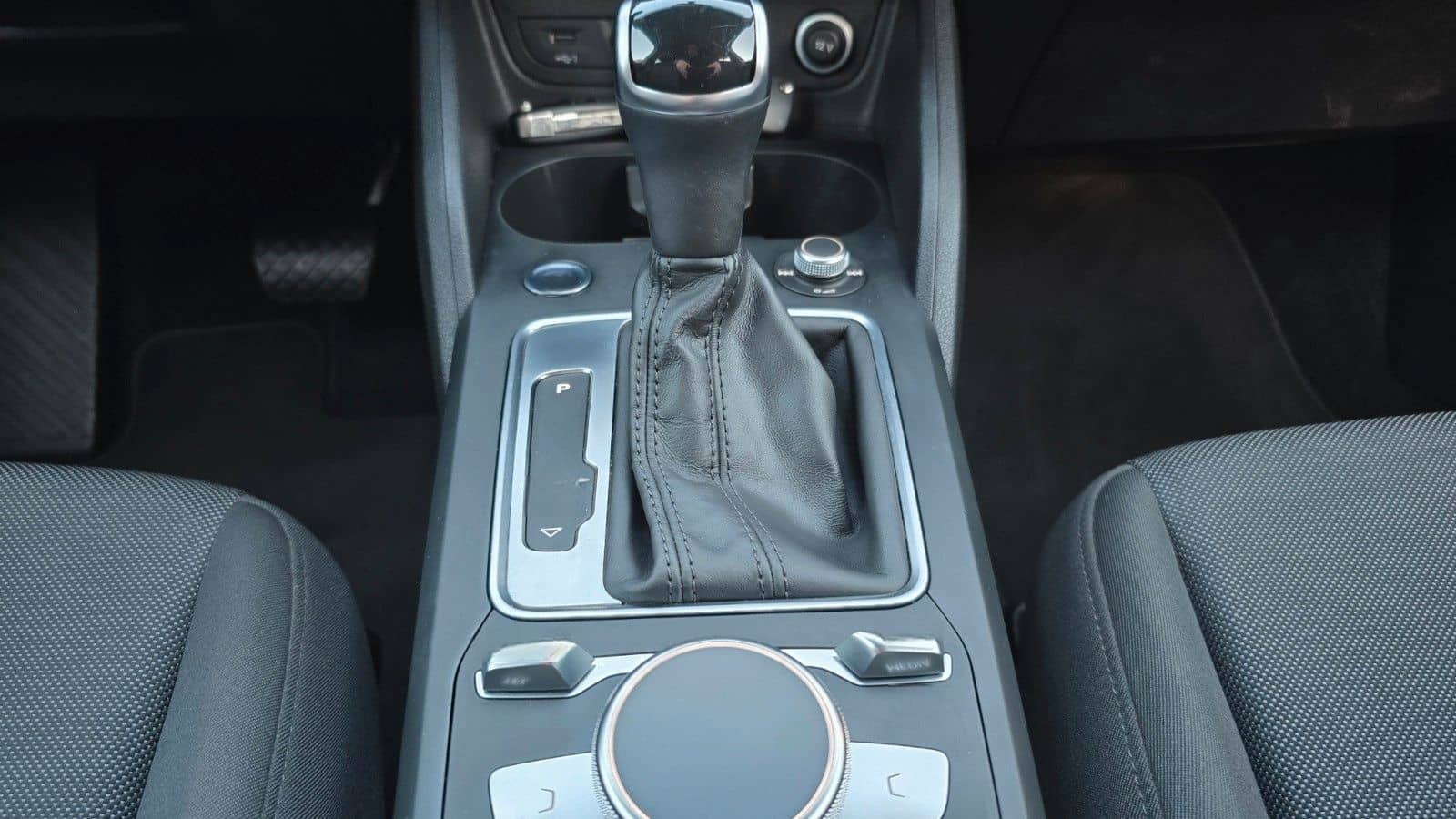 Audi Q2 35TFSI edition one foto 18