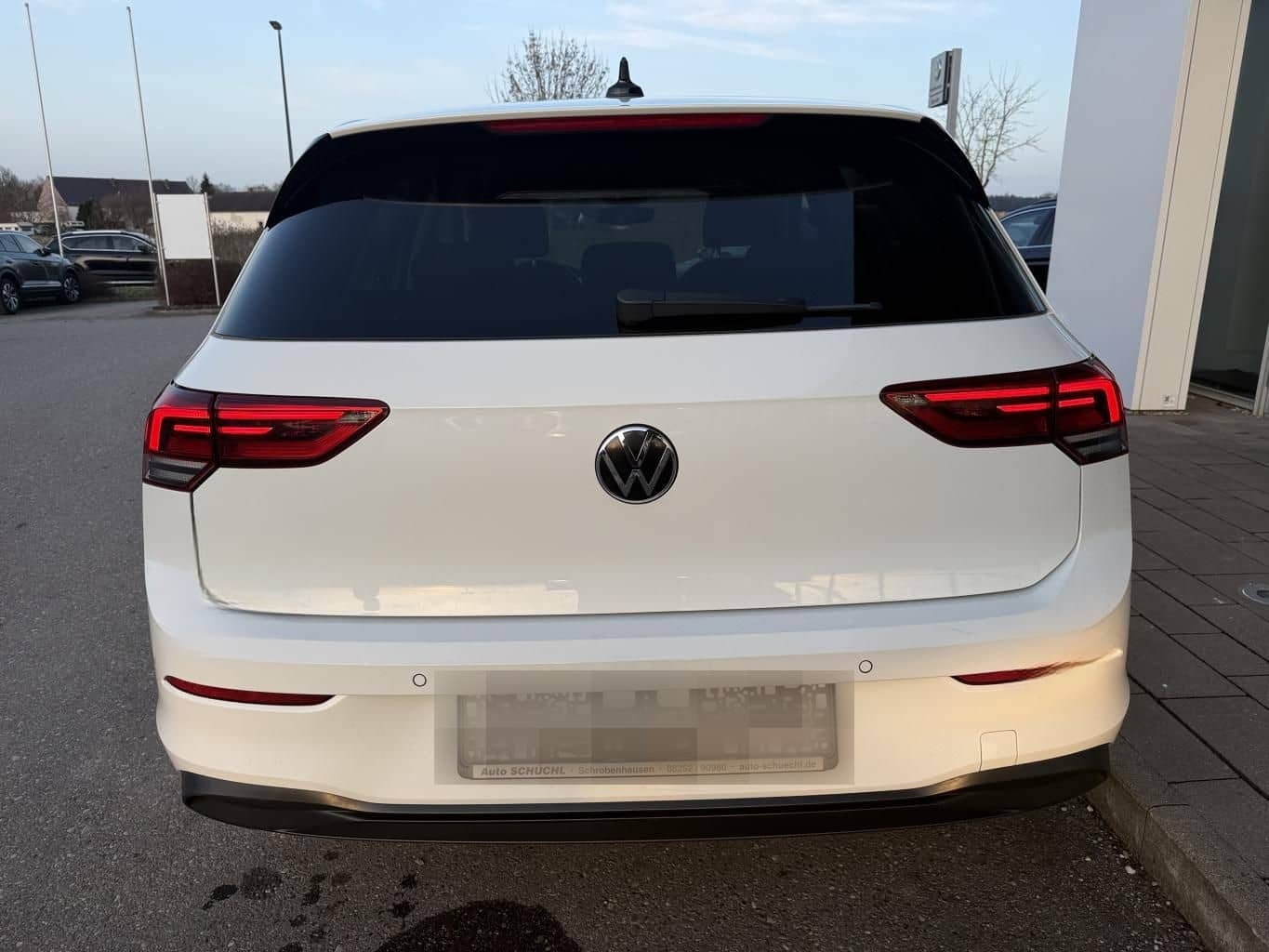 Volkswagen Golf 1.5 TSI Life APP-CONNECT+AHK+ACTIVE-INFO+LE foto 4