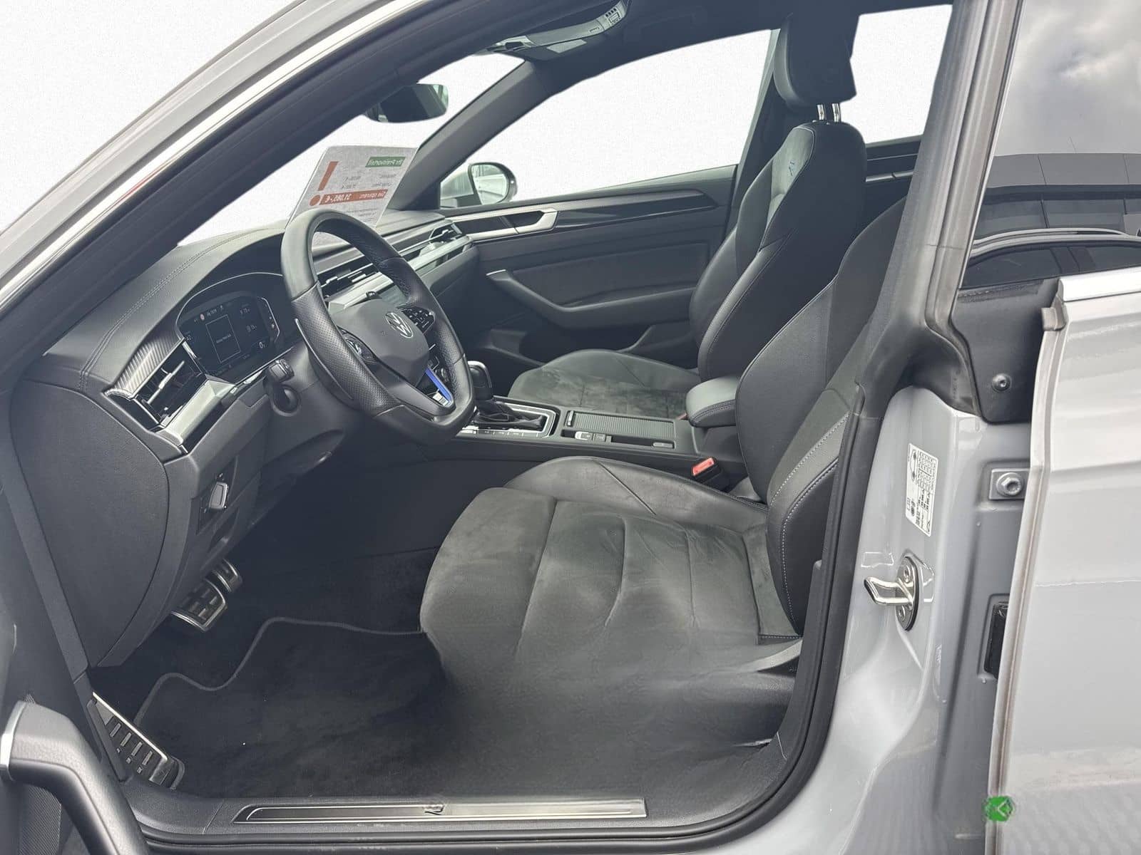 Volkswagen Arteon Shootingbrake R 2.0 TSI 4MOTION DSG AHK foto 10