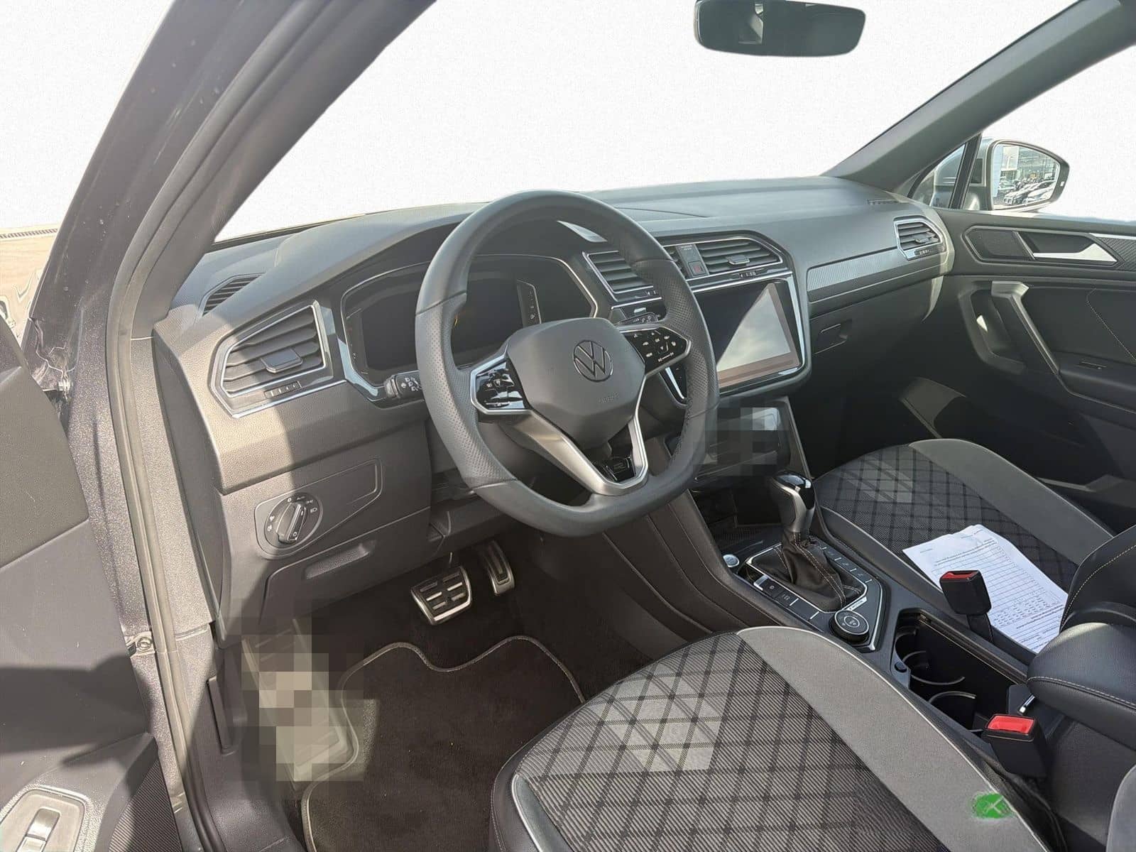 Volkswagen Tiguan Allspace R-Line 2.0 TDI 4MOTION 7-Sitze P foto 7