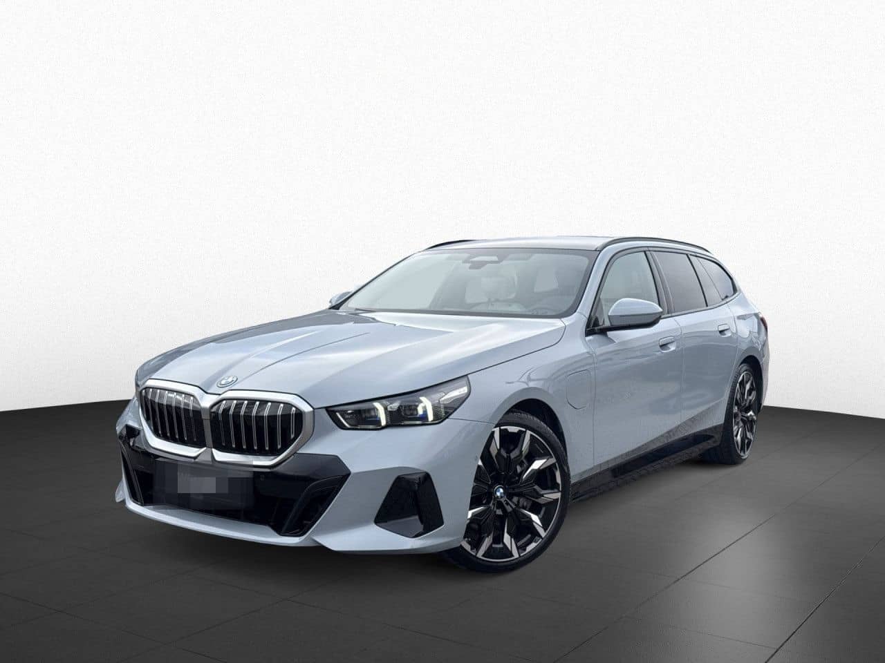 BMW 550e xDr T M Sport B&W,Pano,AHK,AutoBahn,AktivL foto 3